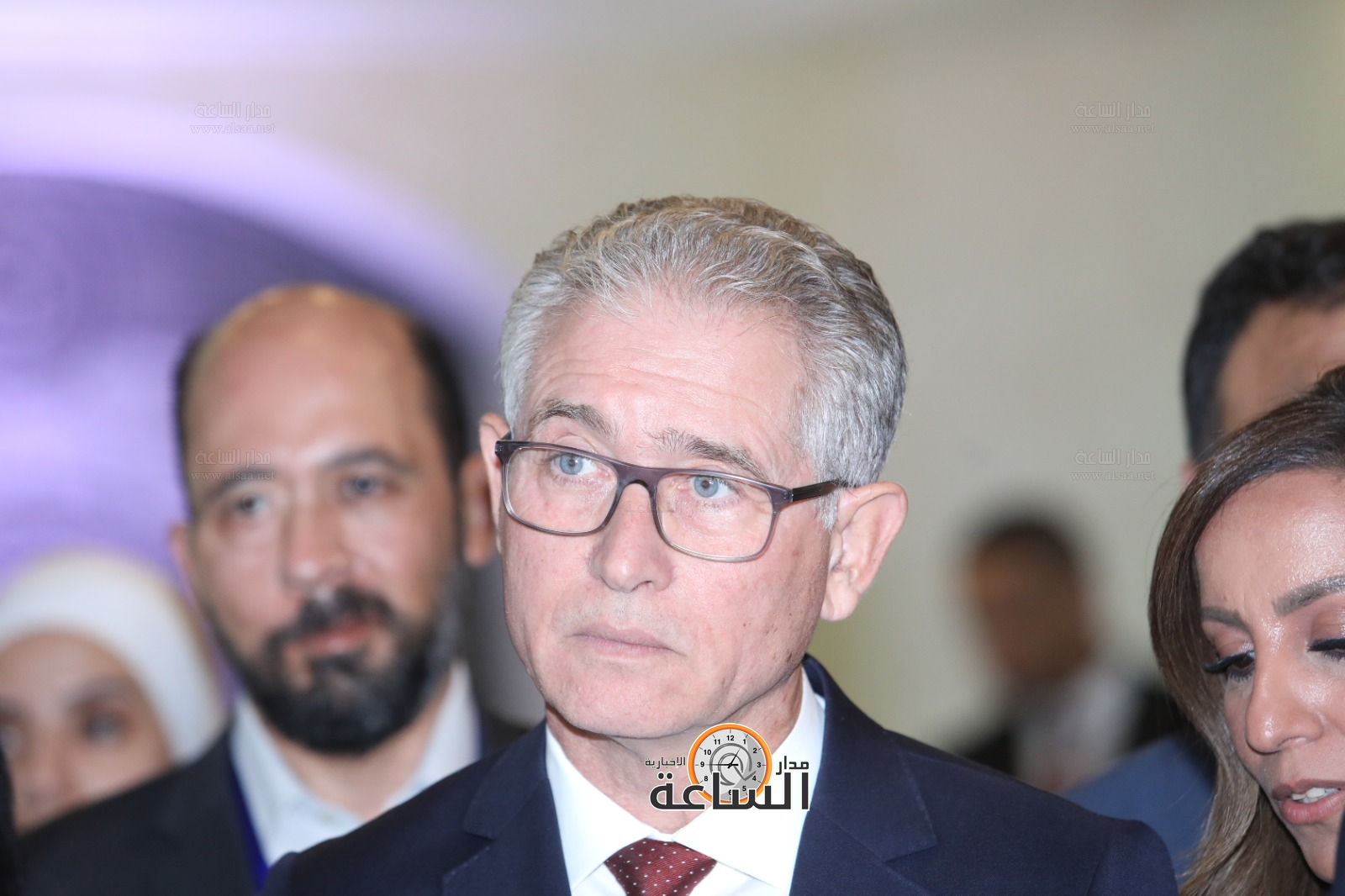 Madar Al-Saa Images 0.6633350783250087