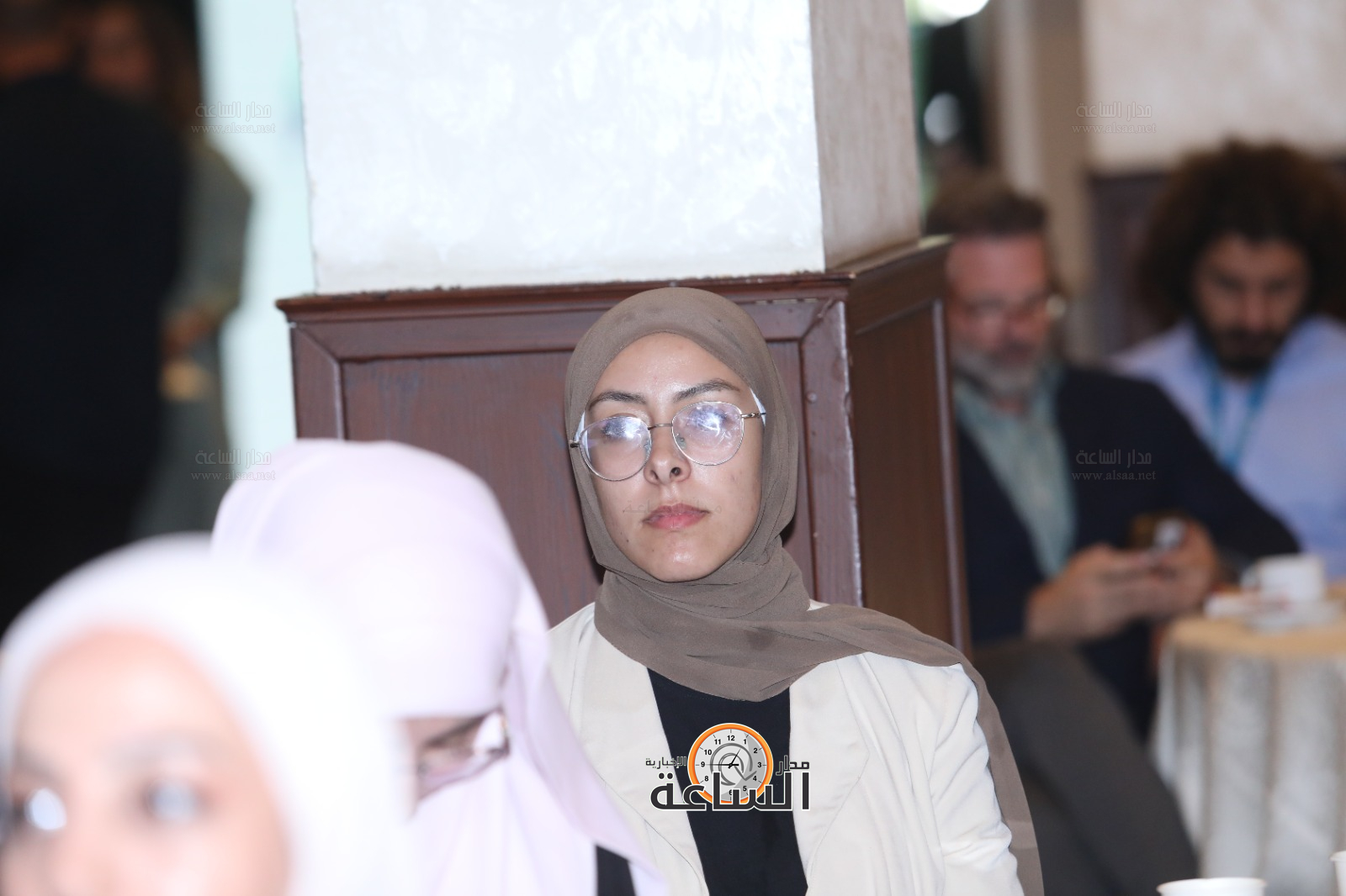 Madar Al-Saa Images 0.40105985308435477