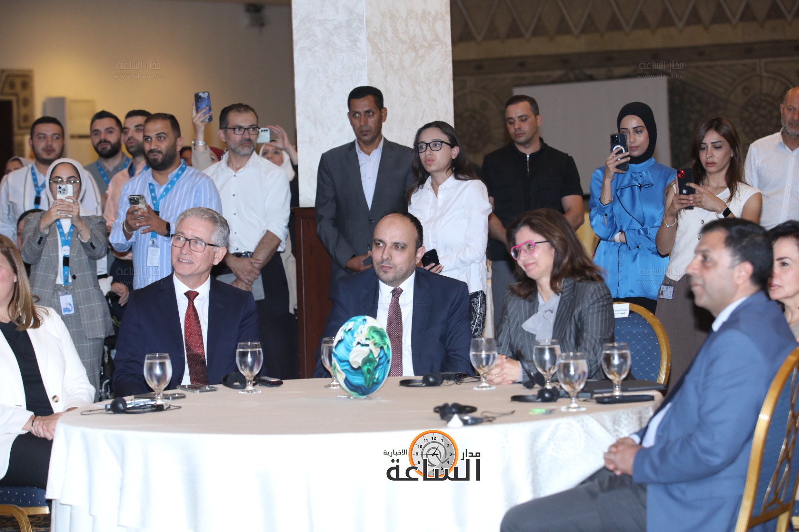 Madar Al-Saa Images 0.13753695712874592