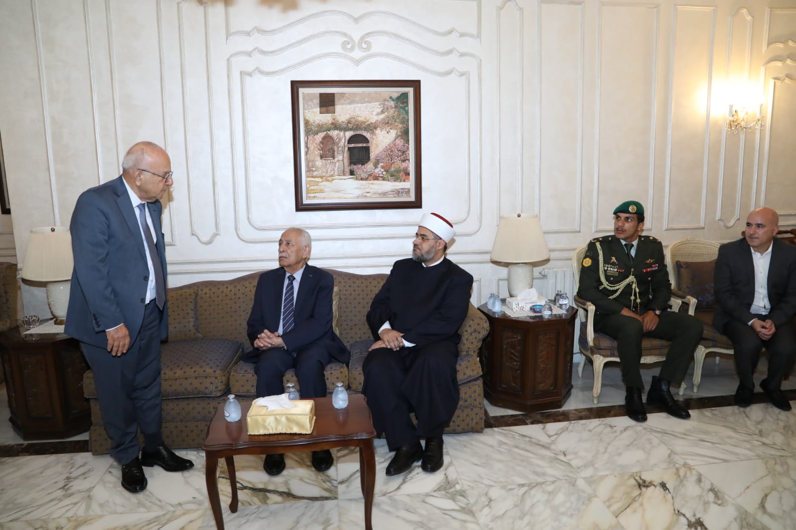 Madar Al-Saa Images 0.7754207018083368