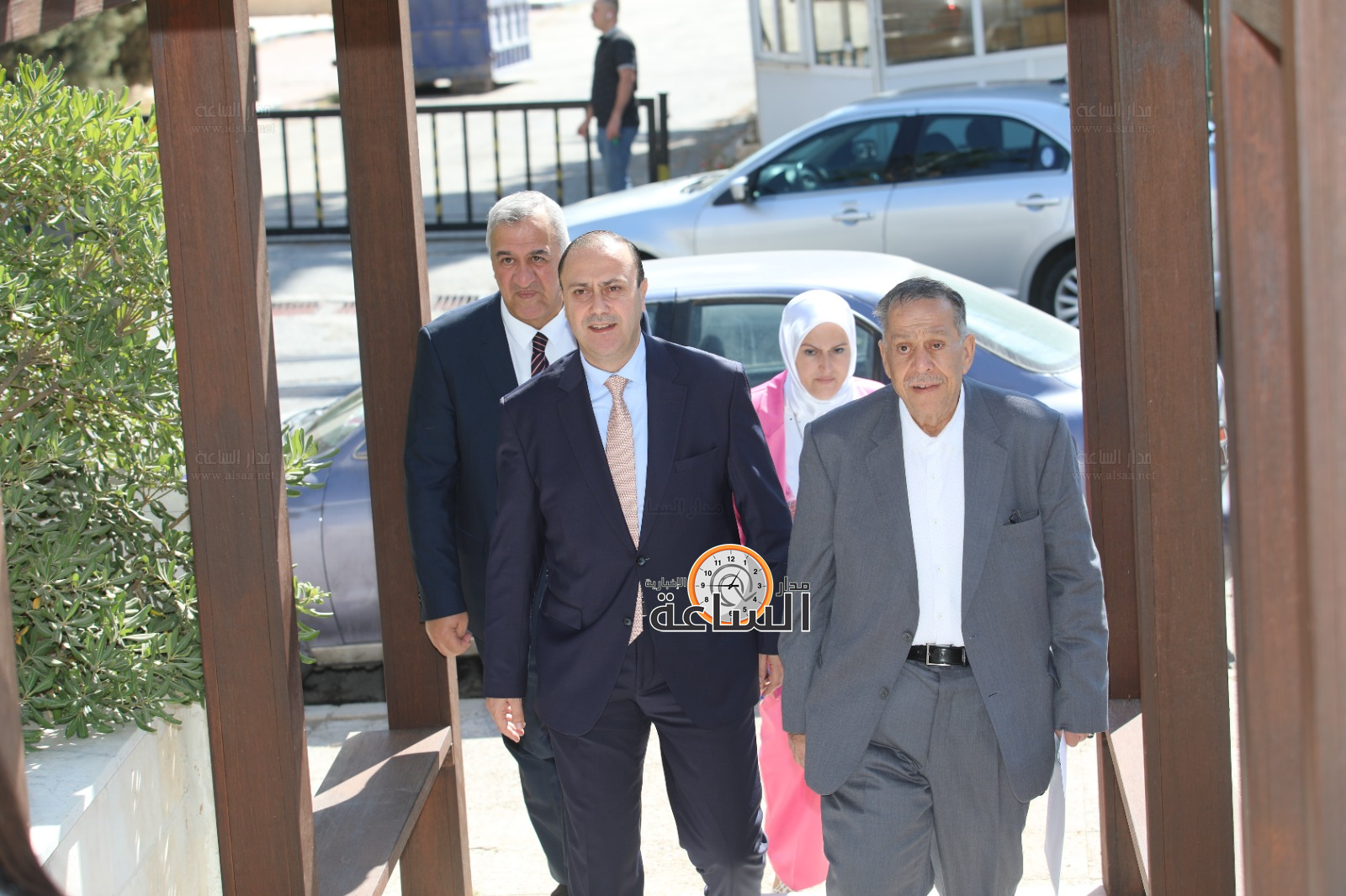 Madar Al-Saa Images 0.5413637051441009