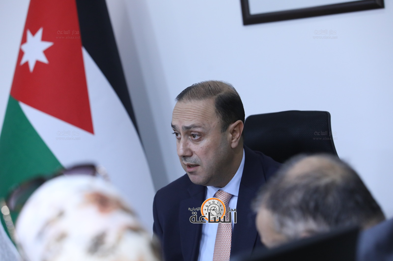 Madar Al-Saa Images 0.12921475379840008