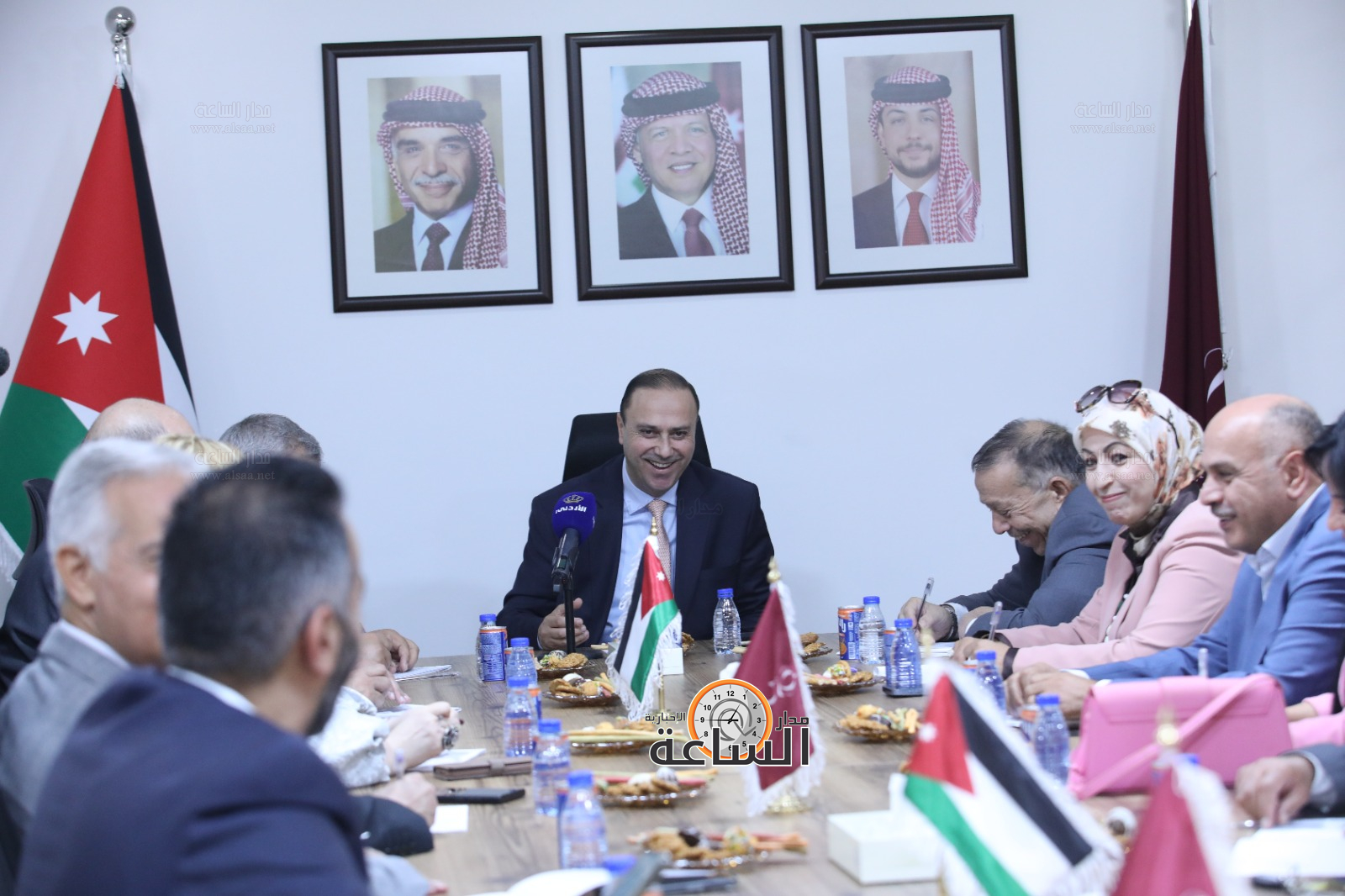 Madar Al-Saa Images 0.28475687296745056