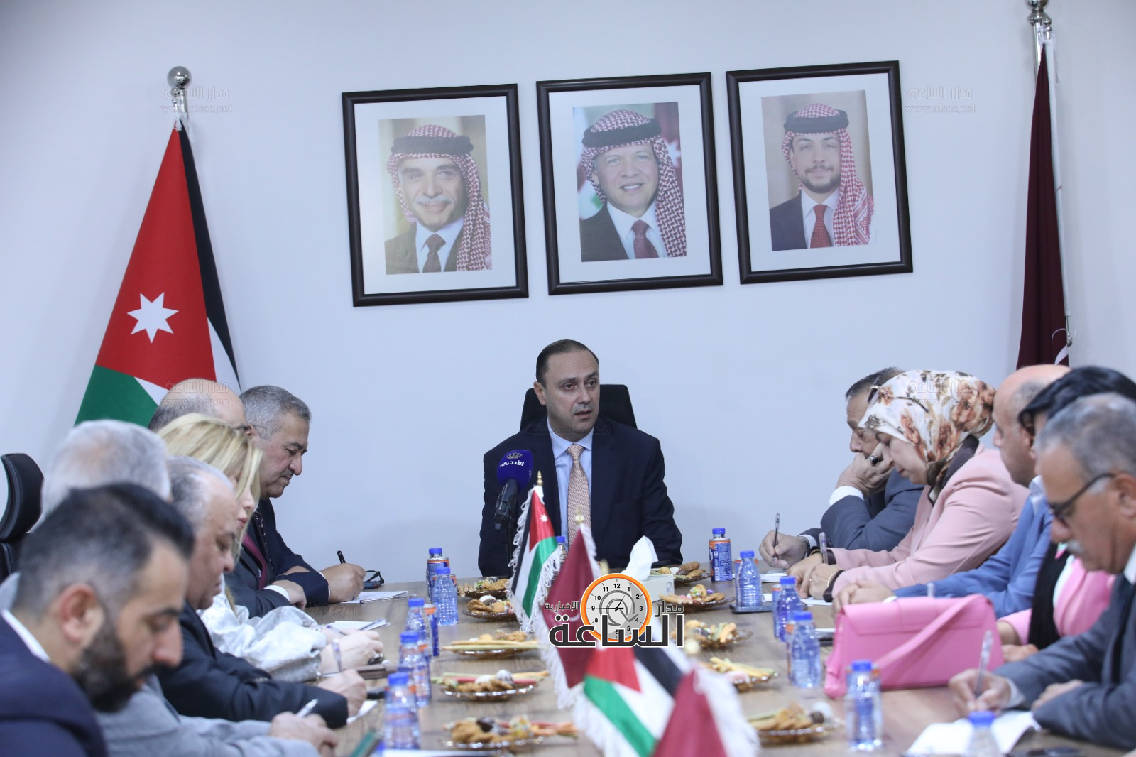 Madar Al-Saa Images 0.1381839850078277