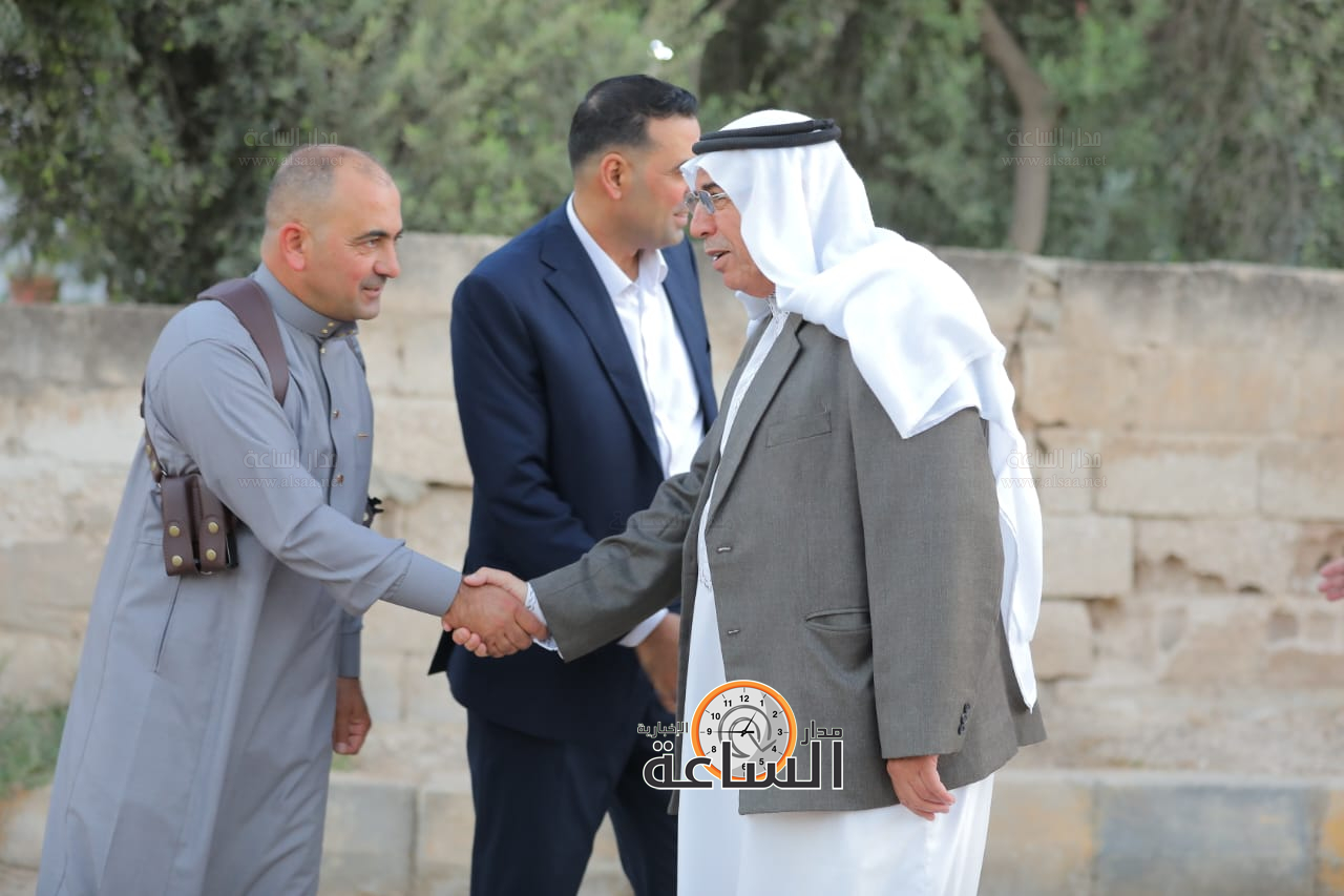 Madar Al-Saa Images 0.20670504196558204