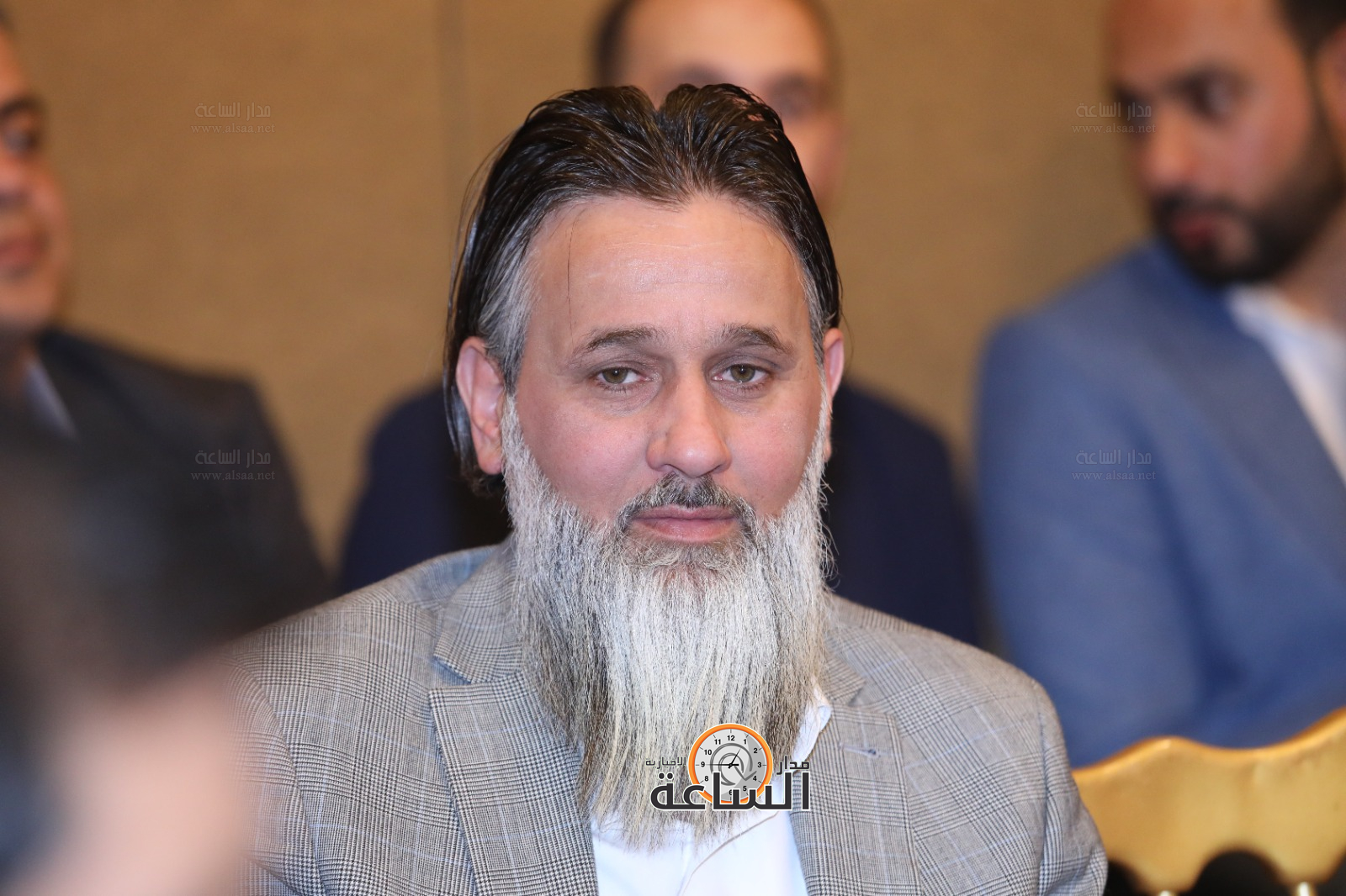 Madar Al-Saa Images 0.8524839454402053