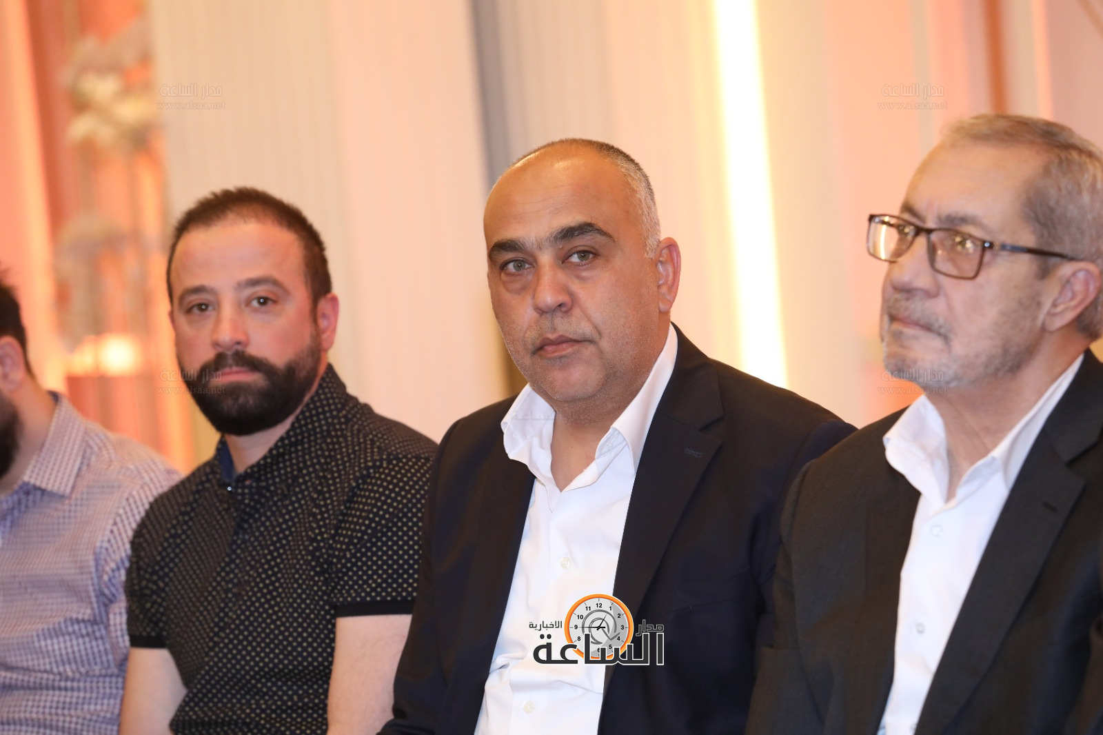 Madar Al-Saa Images 0.8901014014495012