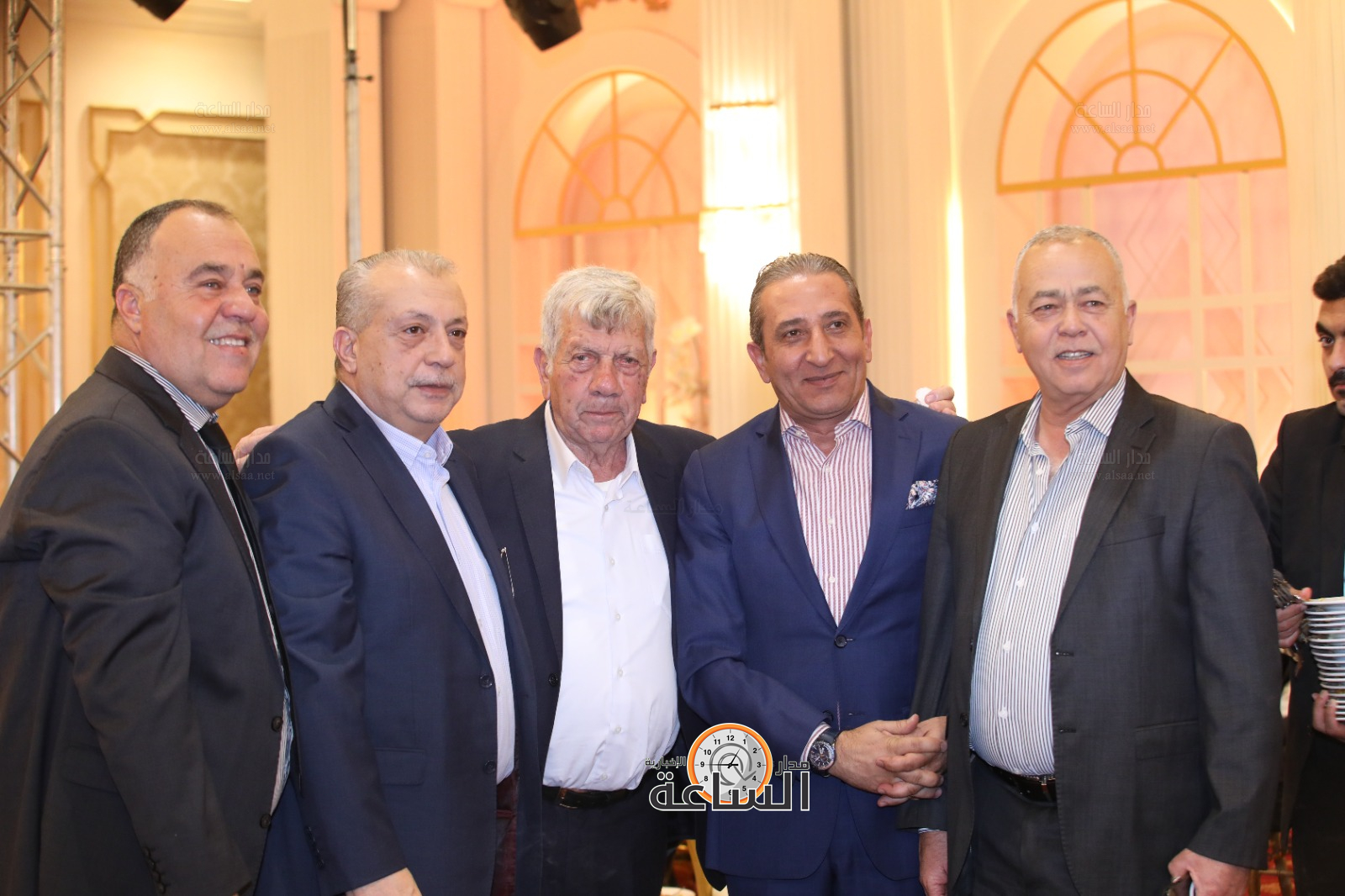 Madar Al-Saa Images 0.7406736695258345