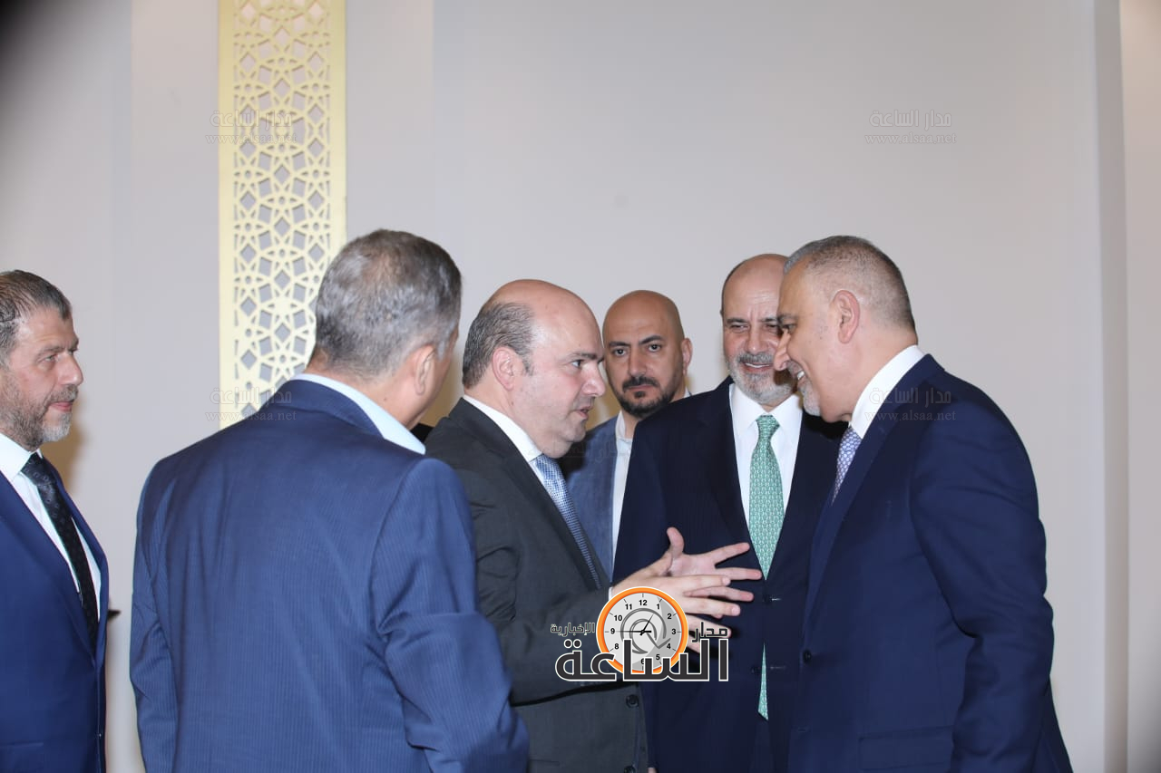 Madar Al-Saa Images 0.7638411748779019