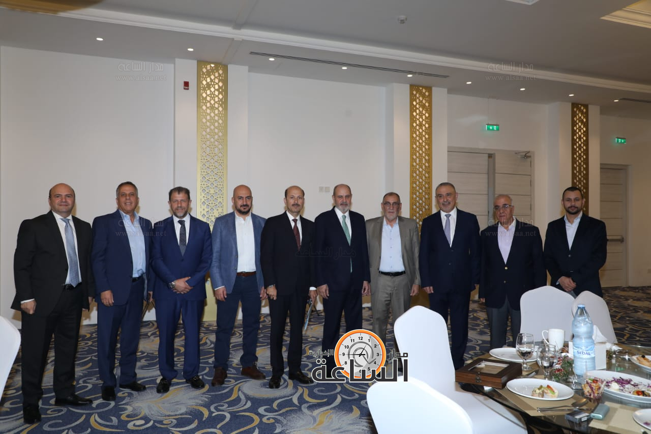 Madar Al-Saa Images 0.7535070302610882