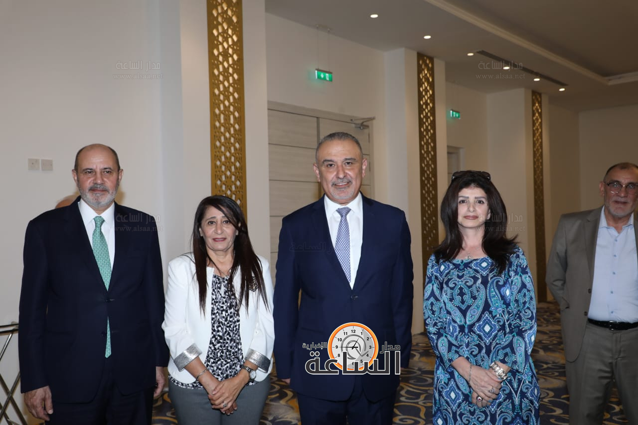 Madar Al-Saa Images 0.3008079874814391