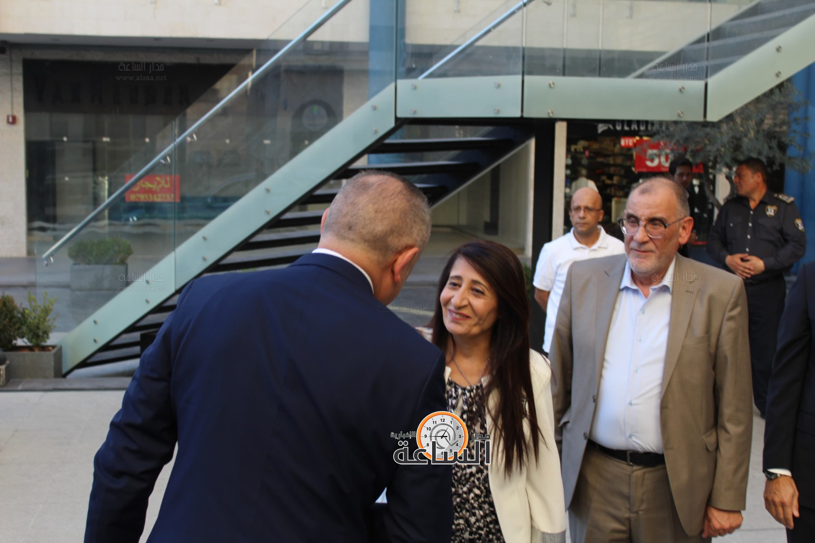 Madar Al-Saa Images 0.8623470921602288