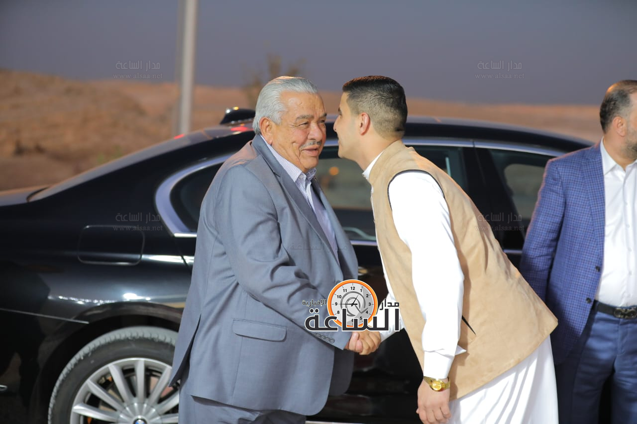 Madar Al-Saa Images 0.9398477448061597