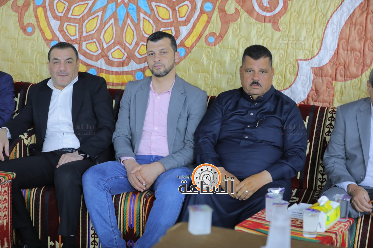 Madar Al-Saa Images 0.25003656775534355