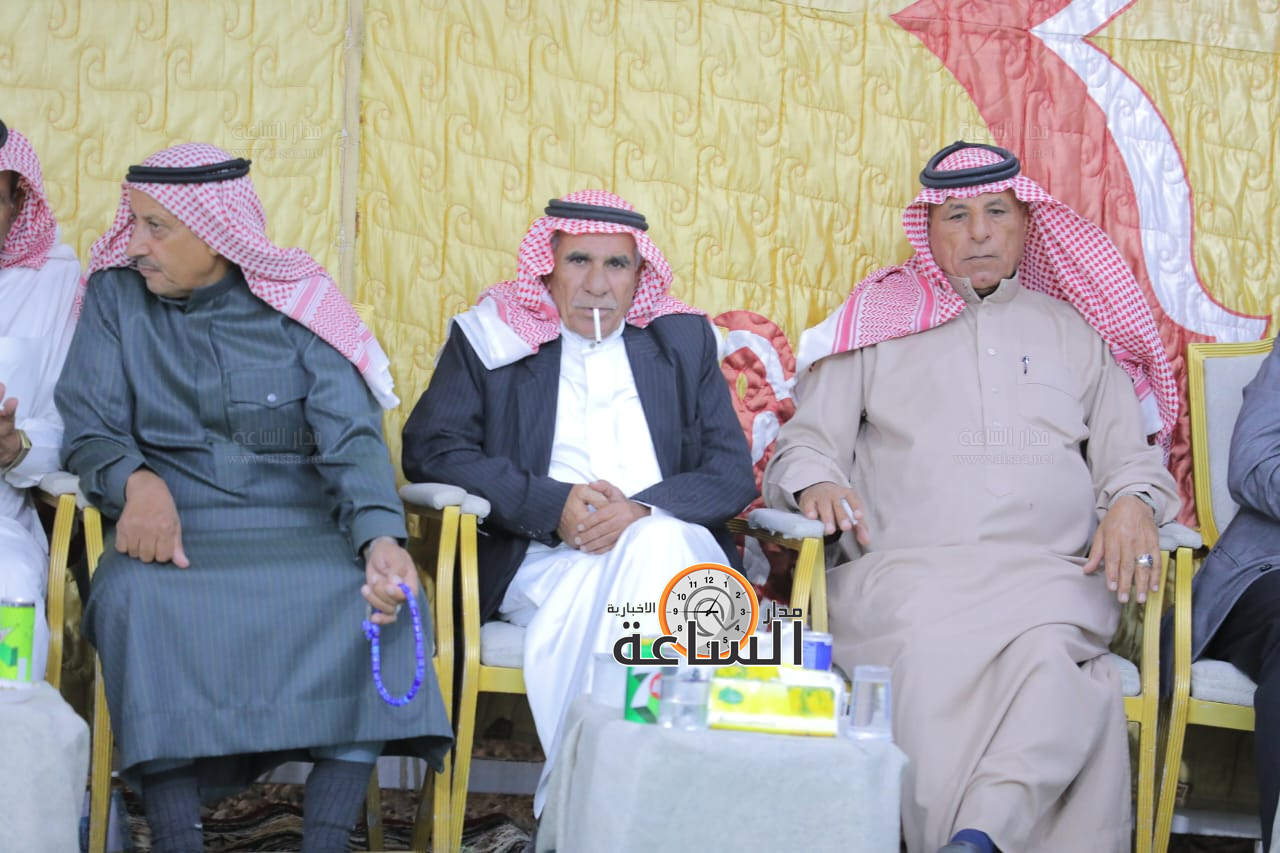 Madar Al-Saa Images 0.7849099404279472