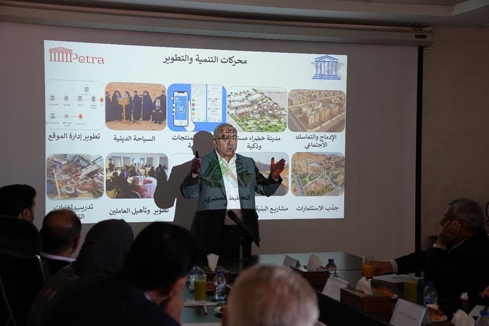 Madar Al-Saa Images 0.37803024948892894