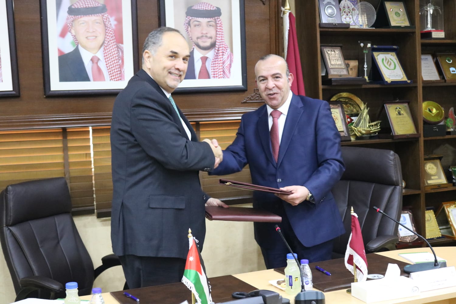 Madar Al-Saa Images 0.8440976905617485