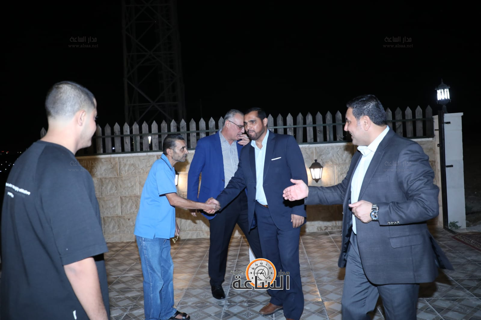 Madar Al-Saa Images 0.8659393858413293