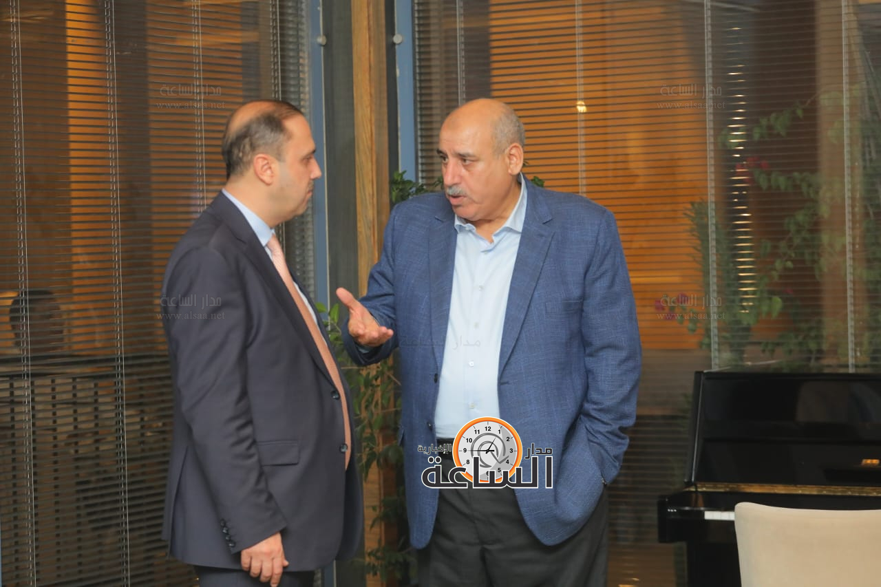 Madar Al-Saa Images 0.47540854516713926