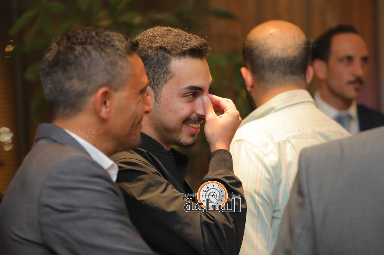 Madar Al-Saa Images 0.0702531687860326