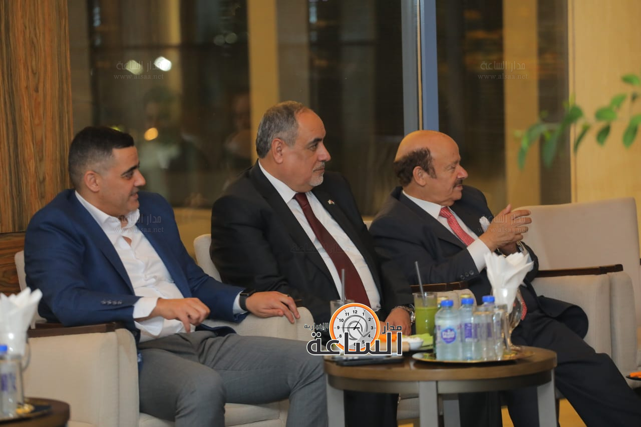 Madar Al-Saa Images 0.727625648191196