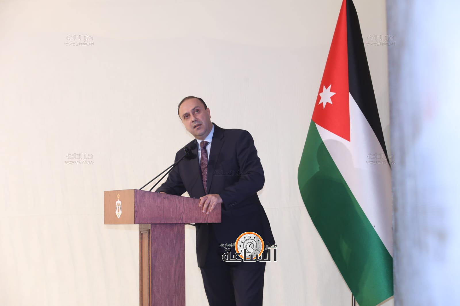 Madar Al-Saa Images 0.6269774401017358