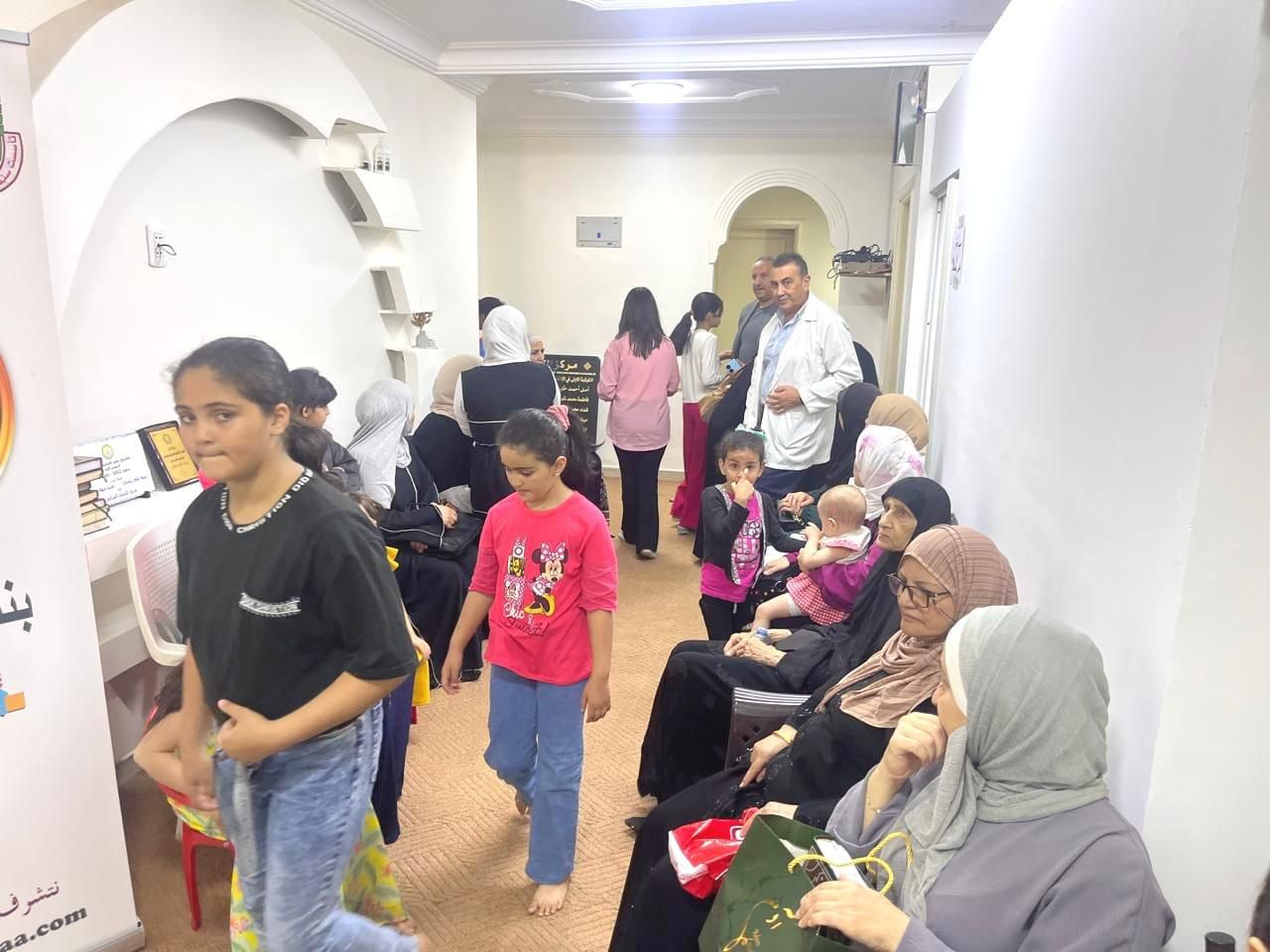 Madar Al-Saa Images 0.49367252198855405