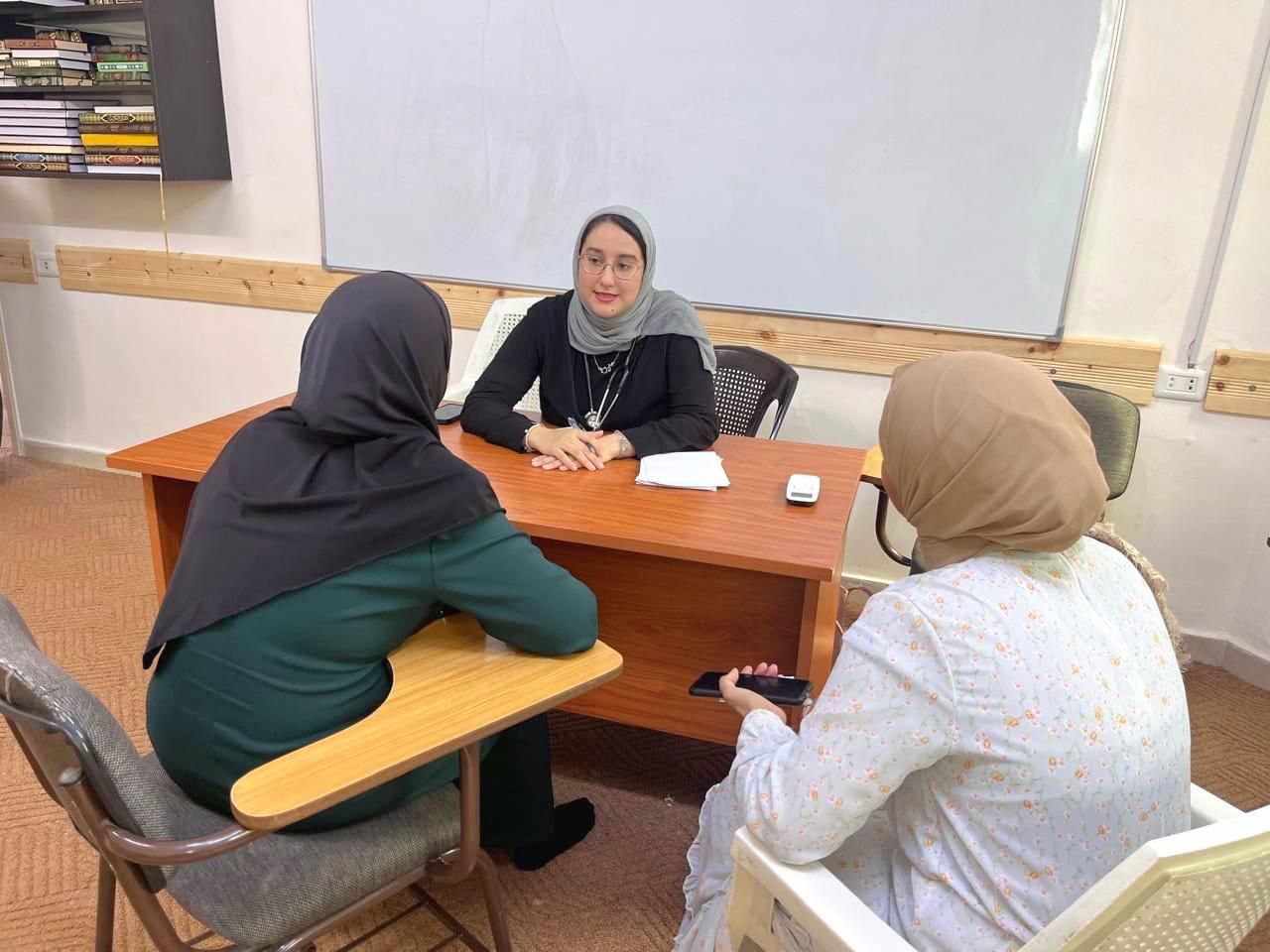 Madar Al-Saa Images 0.1504432135101017