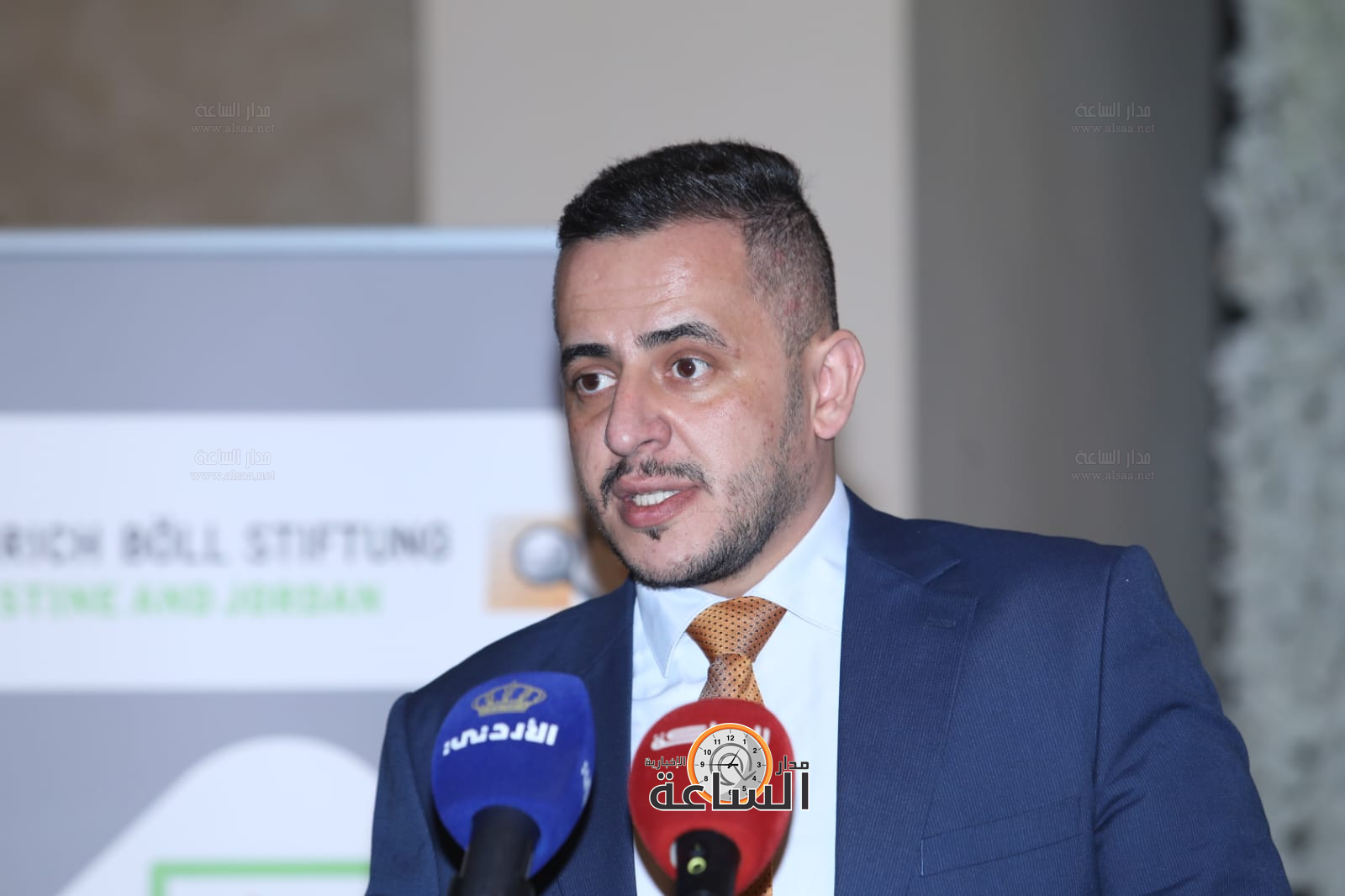 Madar Al-Saa Images 0.3186545304237631