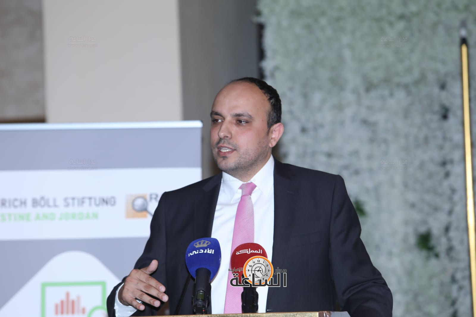 Madar Al-Saa Images 0.3072796173919743