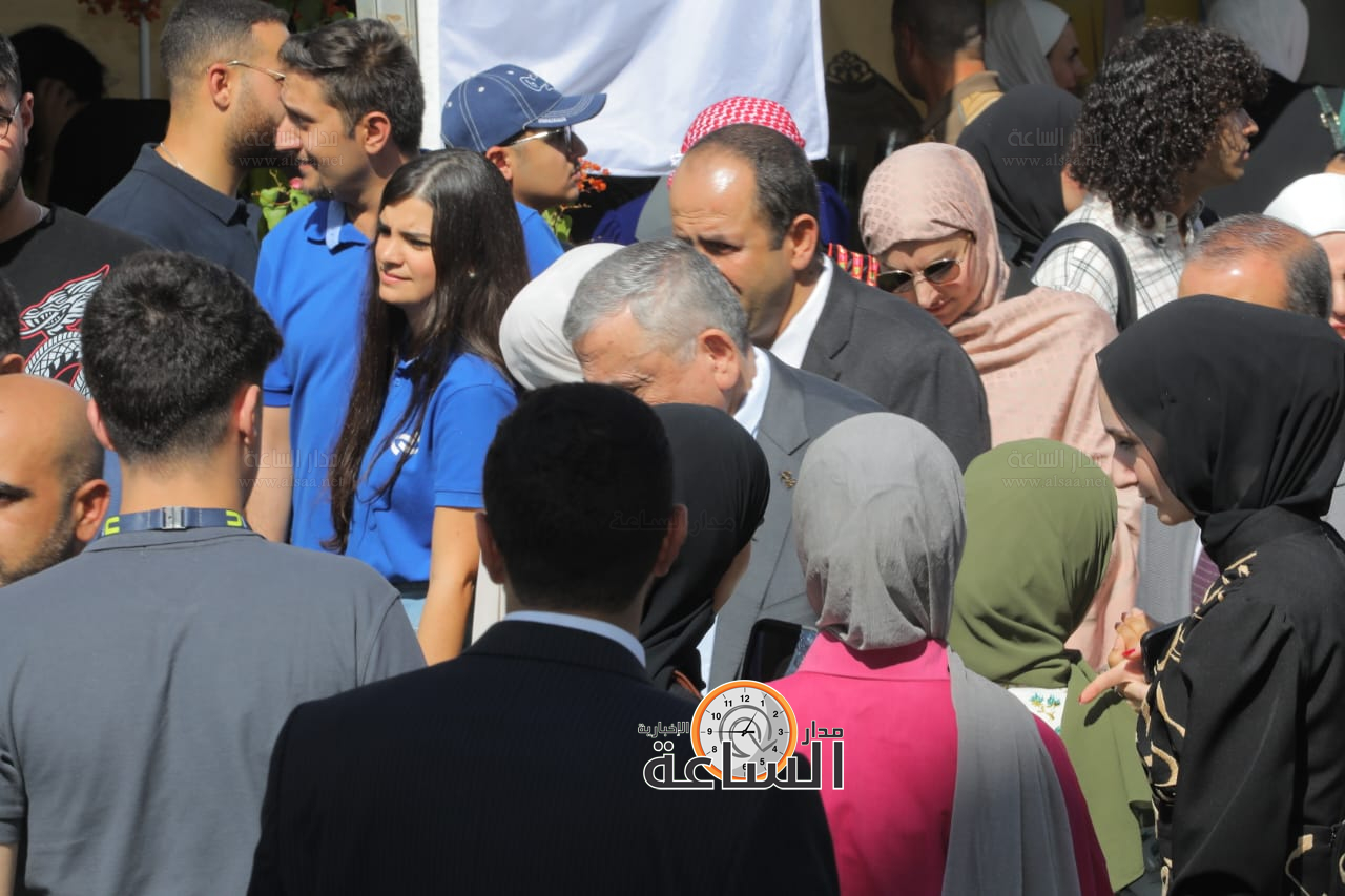 Madar Al-Saa Images 0.20570175733742535