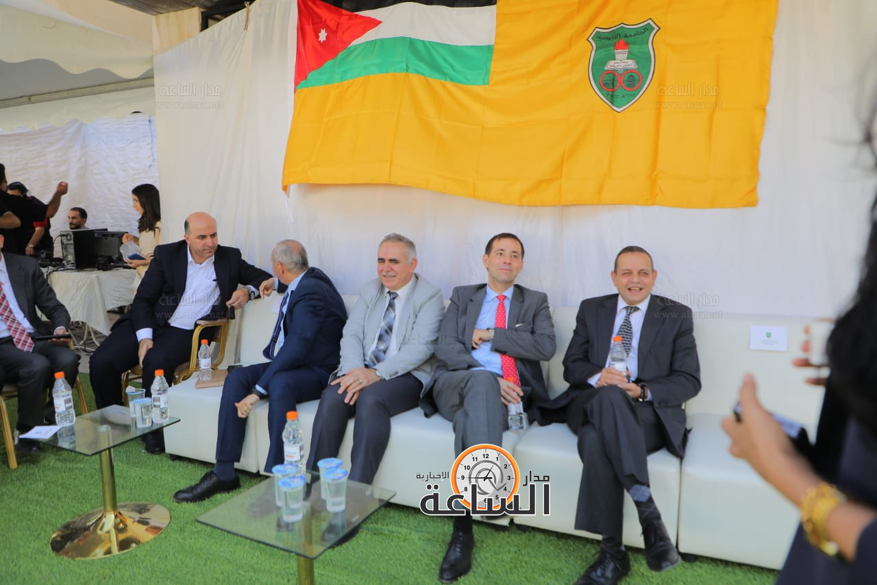 Madar Al-Saa Images 0.8760846061109373