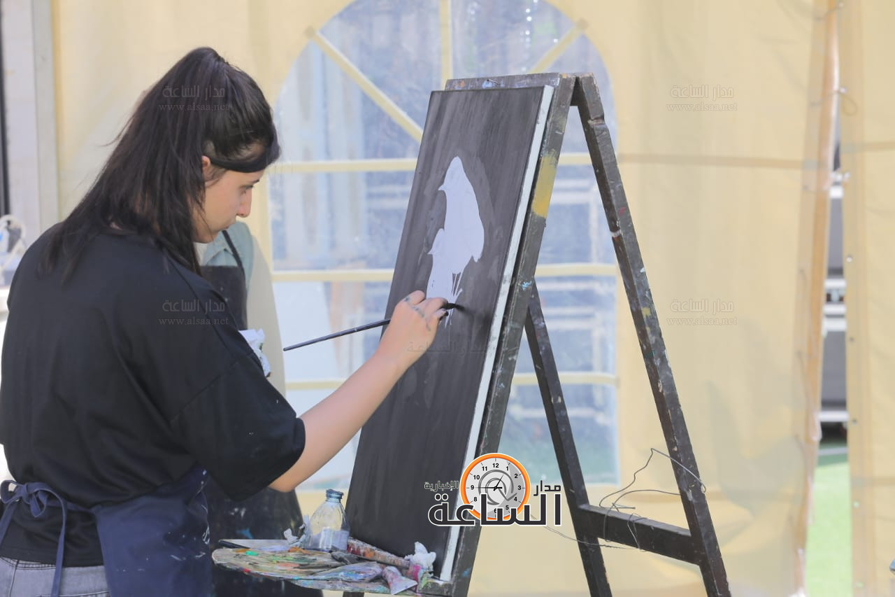 Madar Al-Saa Images 0.18393948297272145