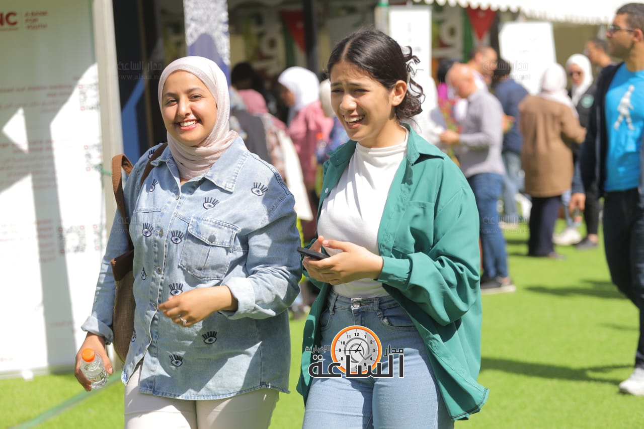 Madar Al-Saa Images 0.17577736573316893