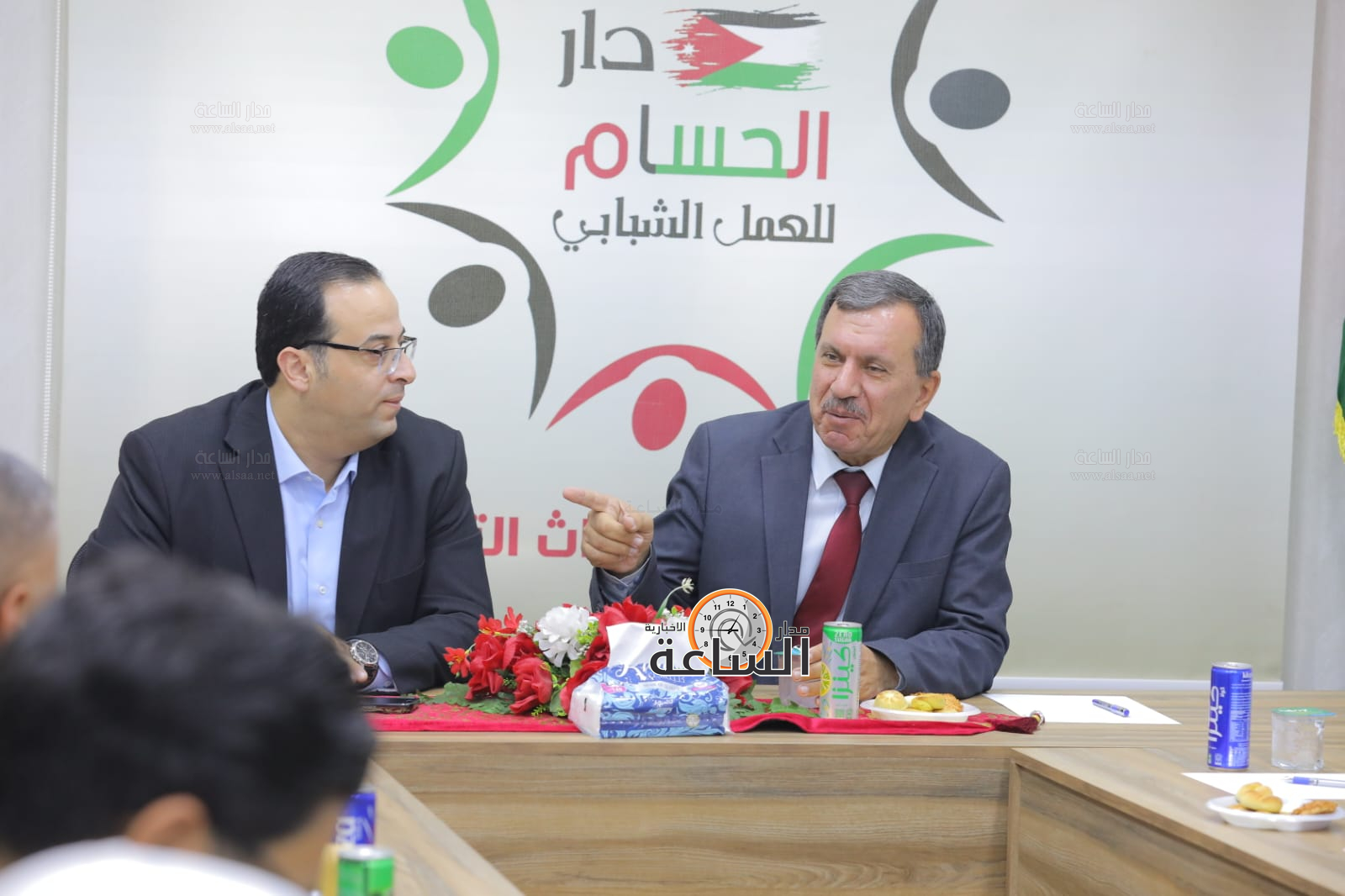 Madar Al-Saa Images 0.635778476406216