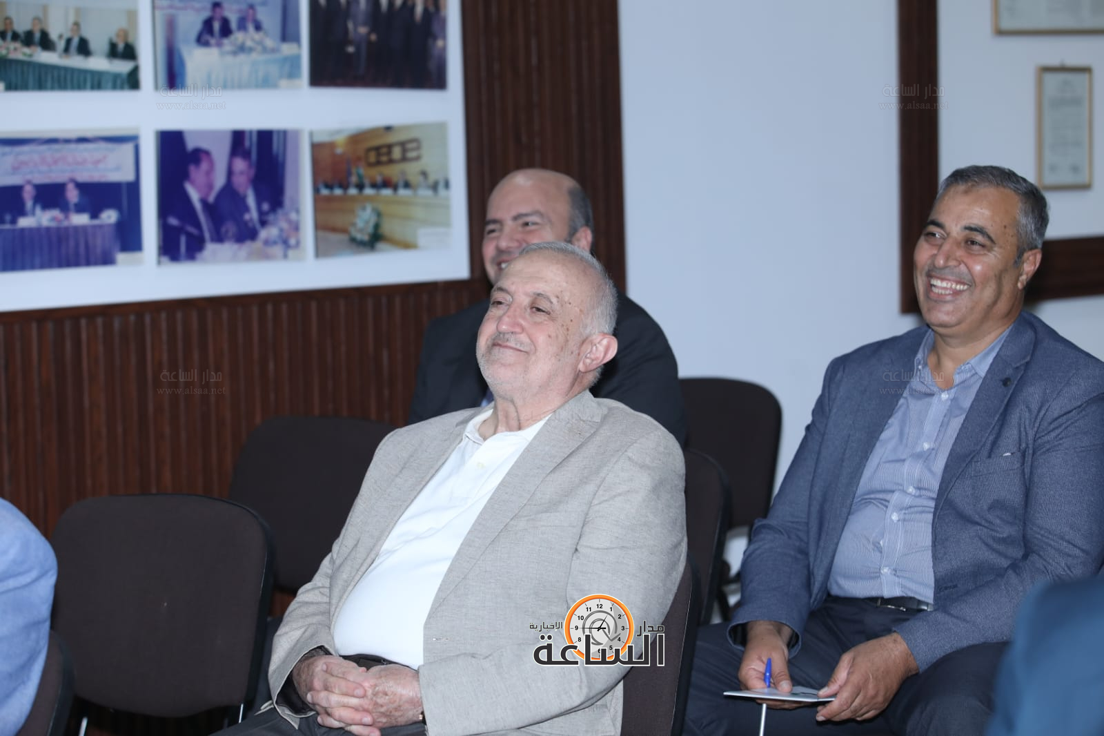 Madar Al-Saa Images 0.16282095911697025