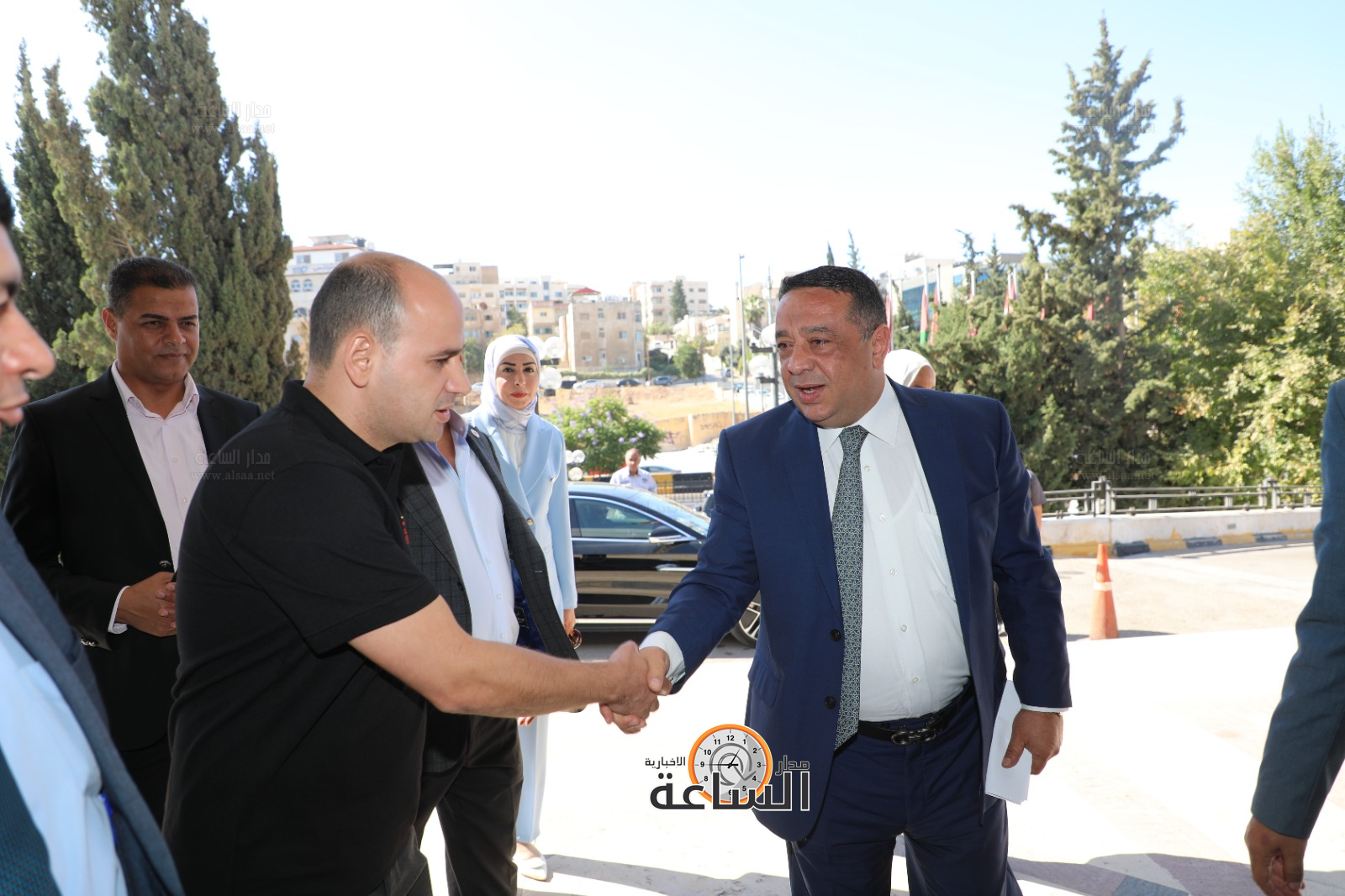 Madar Al-Saa Images 0.05724210742850189