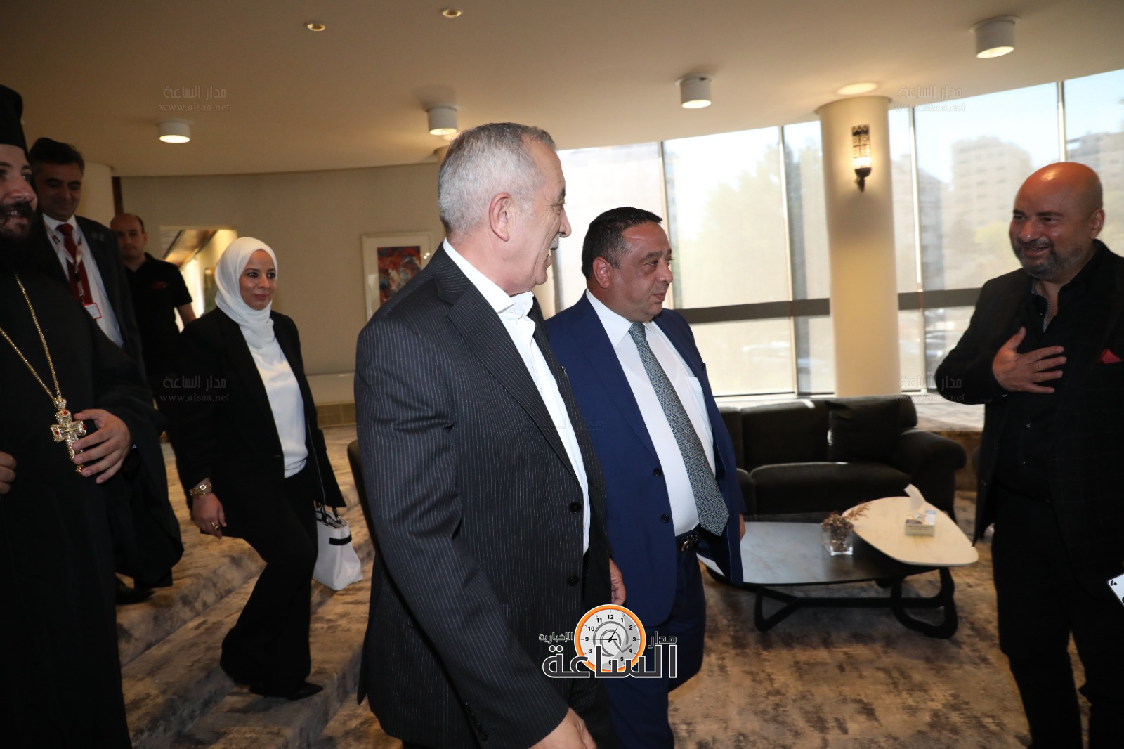 Madar Al-Saa Images 0.842623183211513