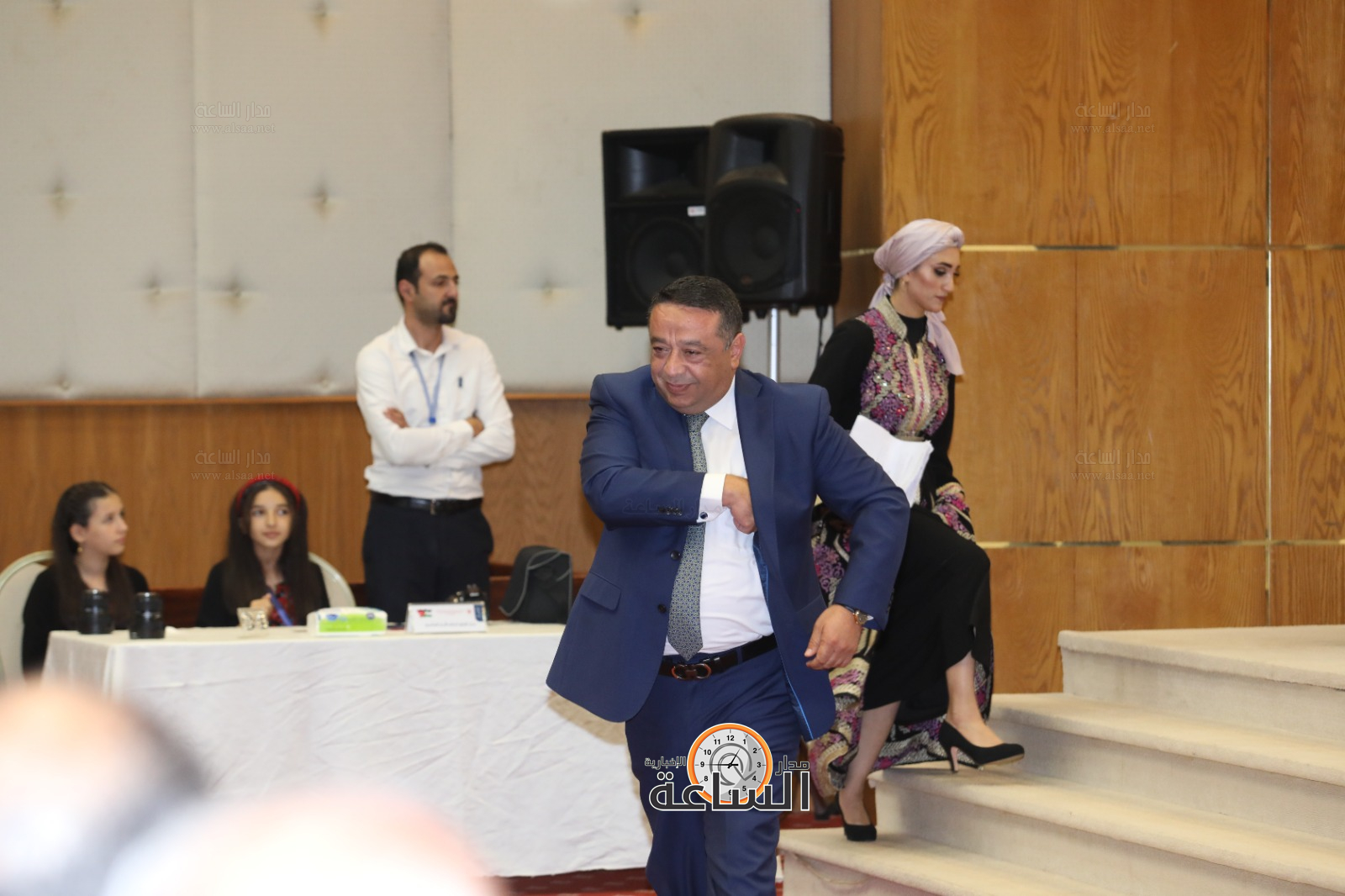 Madar Al-Saa Images 0.2052534538139006