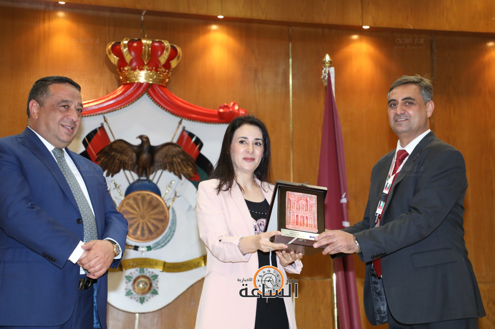 Madar Al-Saa Images 0.5533496770485296