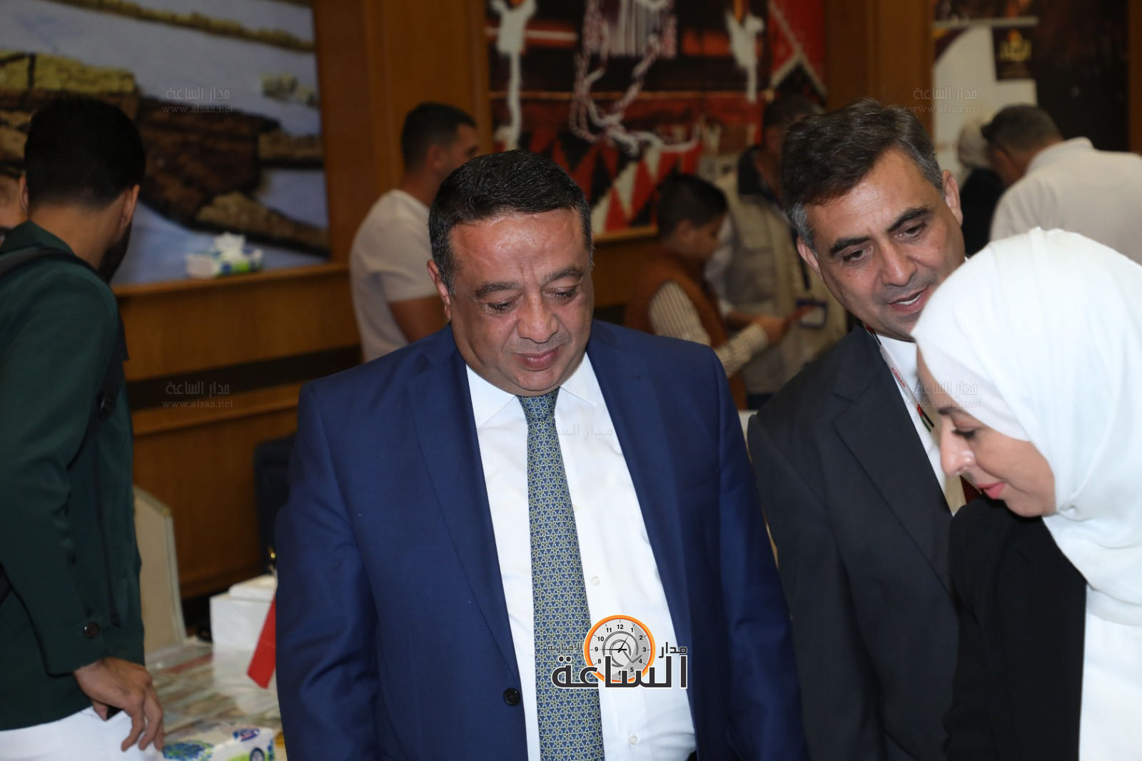 Madar Al-Saa Images 0.3526612905395321