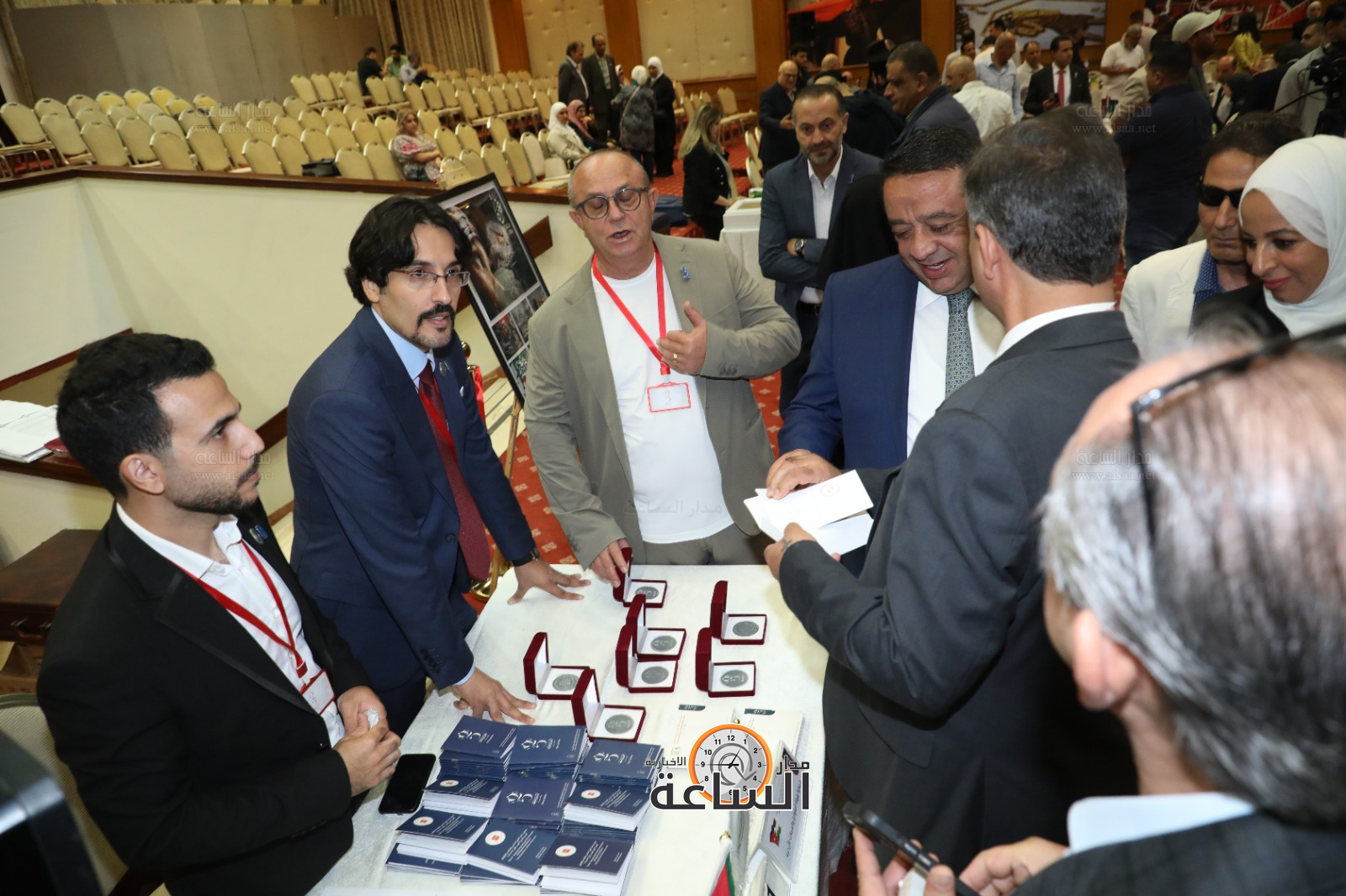 Madar Al-Saa Images 0.9816195475830456