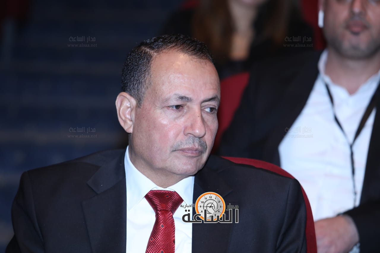 Madar Al-Saa Images 0.7505991661479972