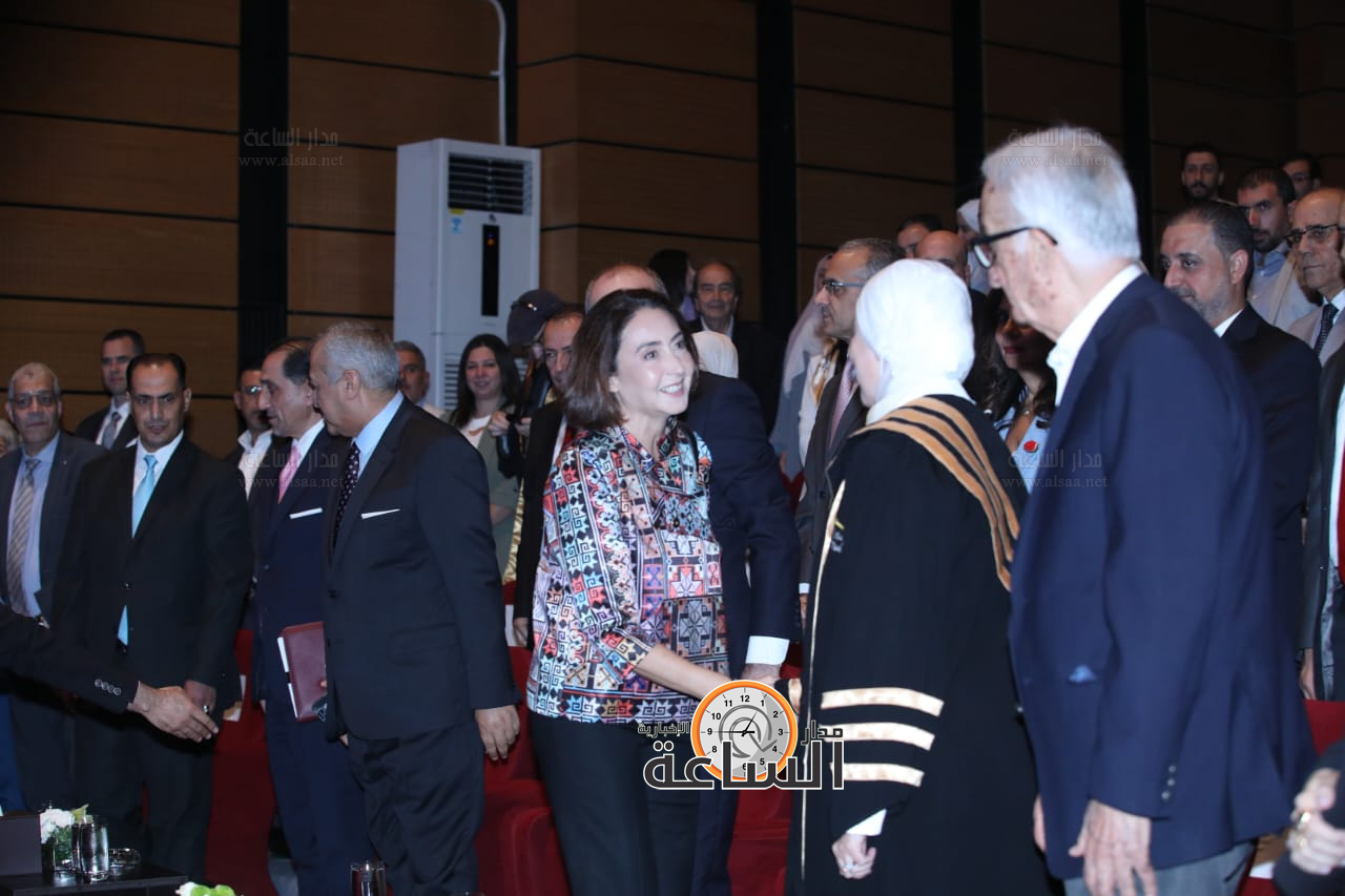 Madar Al-Saa Images 0.7666978133412987