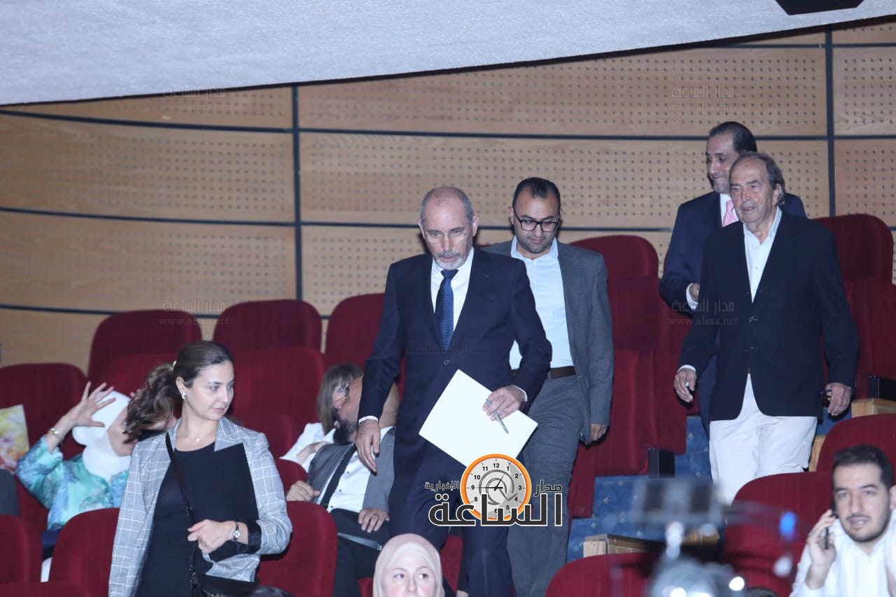 Madar Al-Saa Images 0.878783322215654