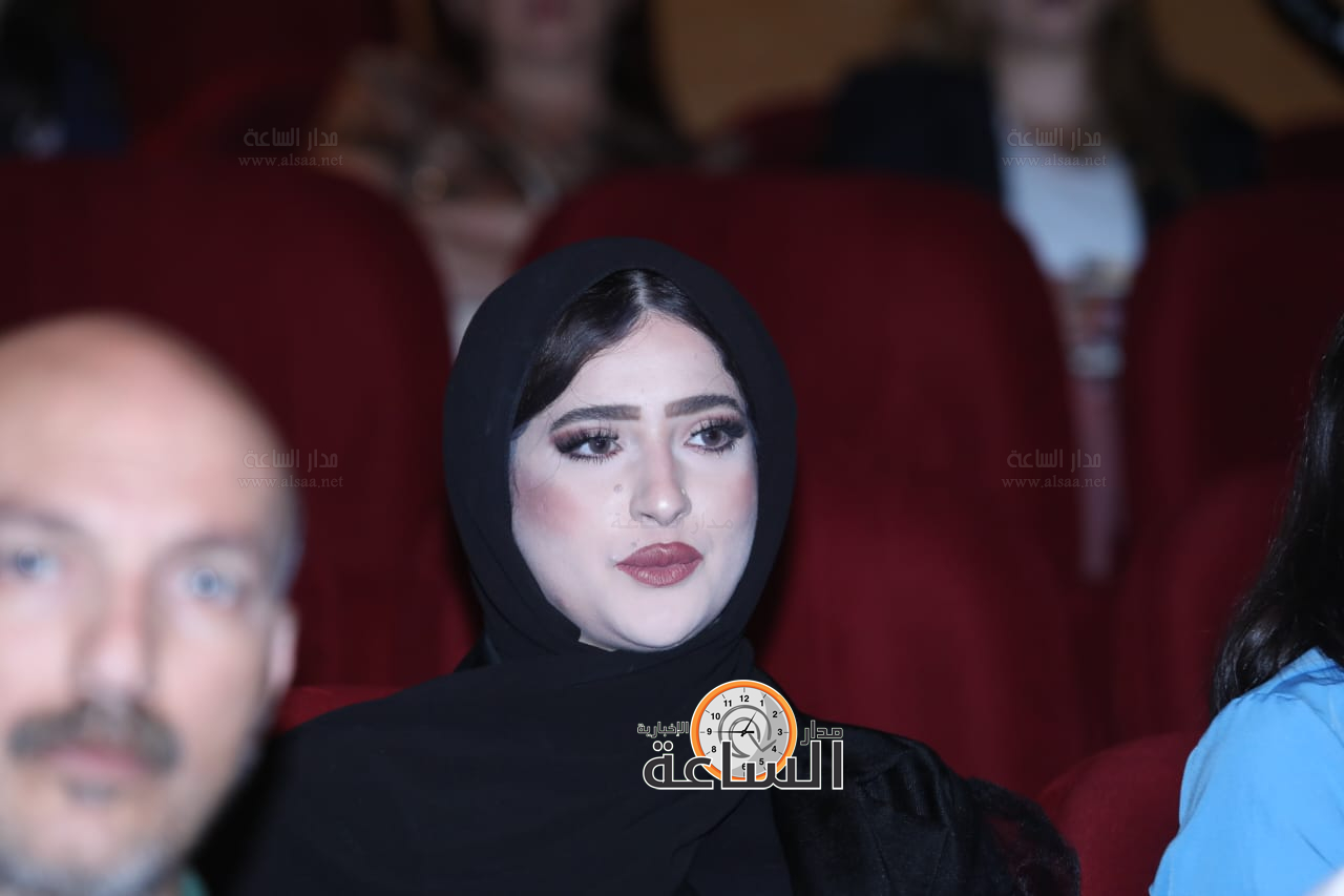 Madar Al-Saa Images 0.8822892621296285