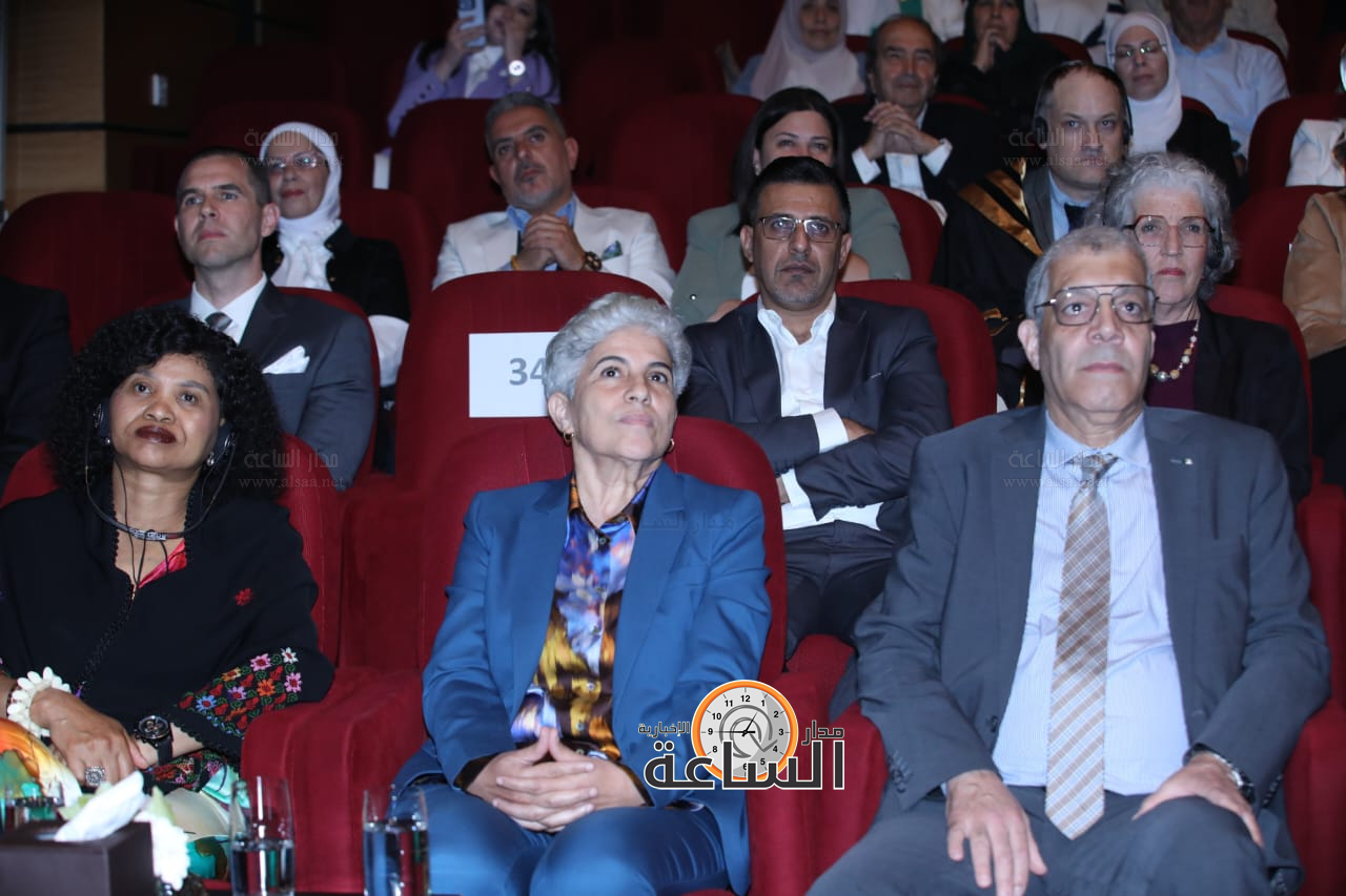 Madar Al-Saa Images 0.17736035266458994