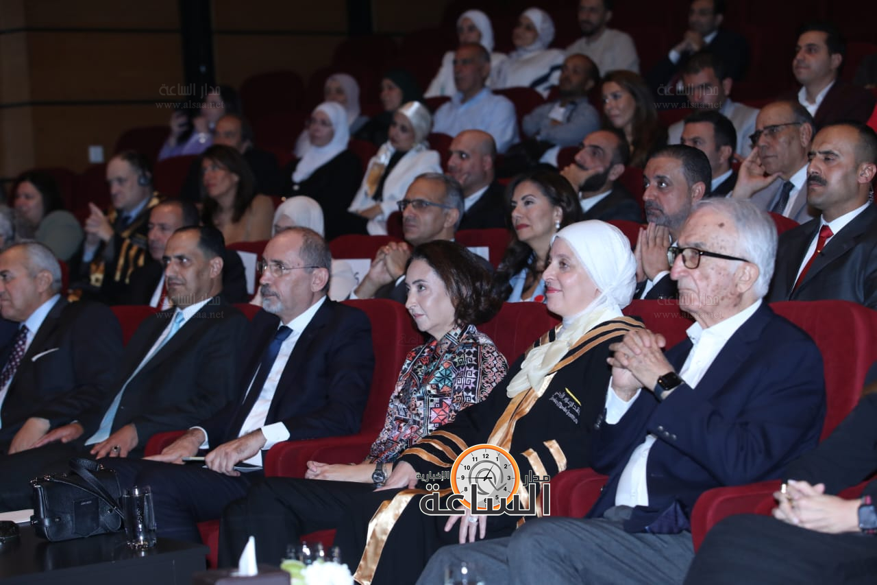 Madar Al-Saa Images 0.6604643500590193