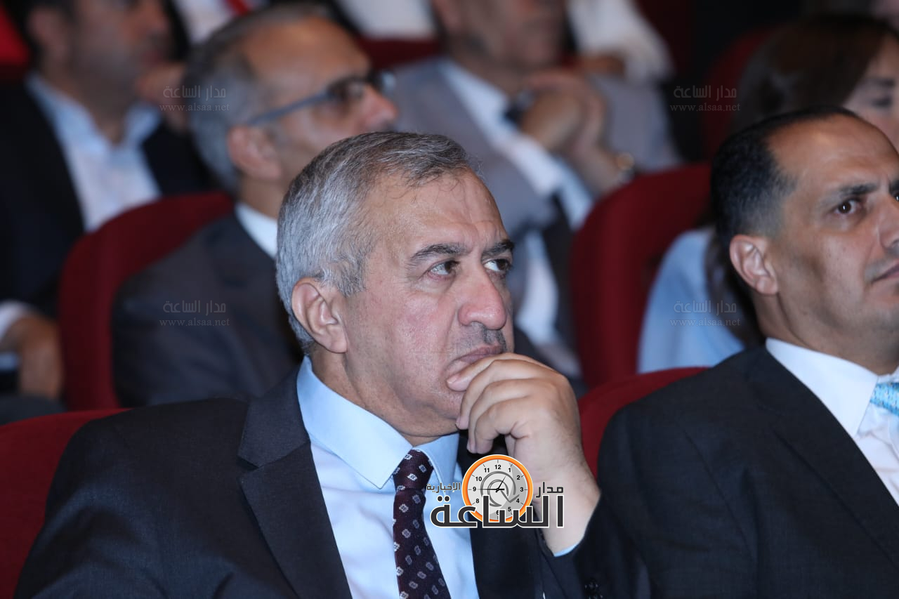 Madar Al-Saa Images 0.7056328592650956