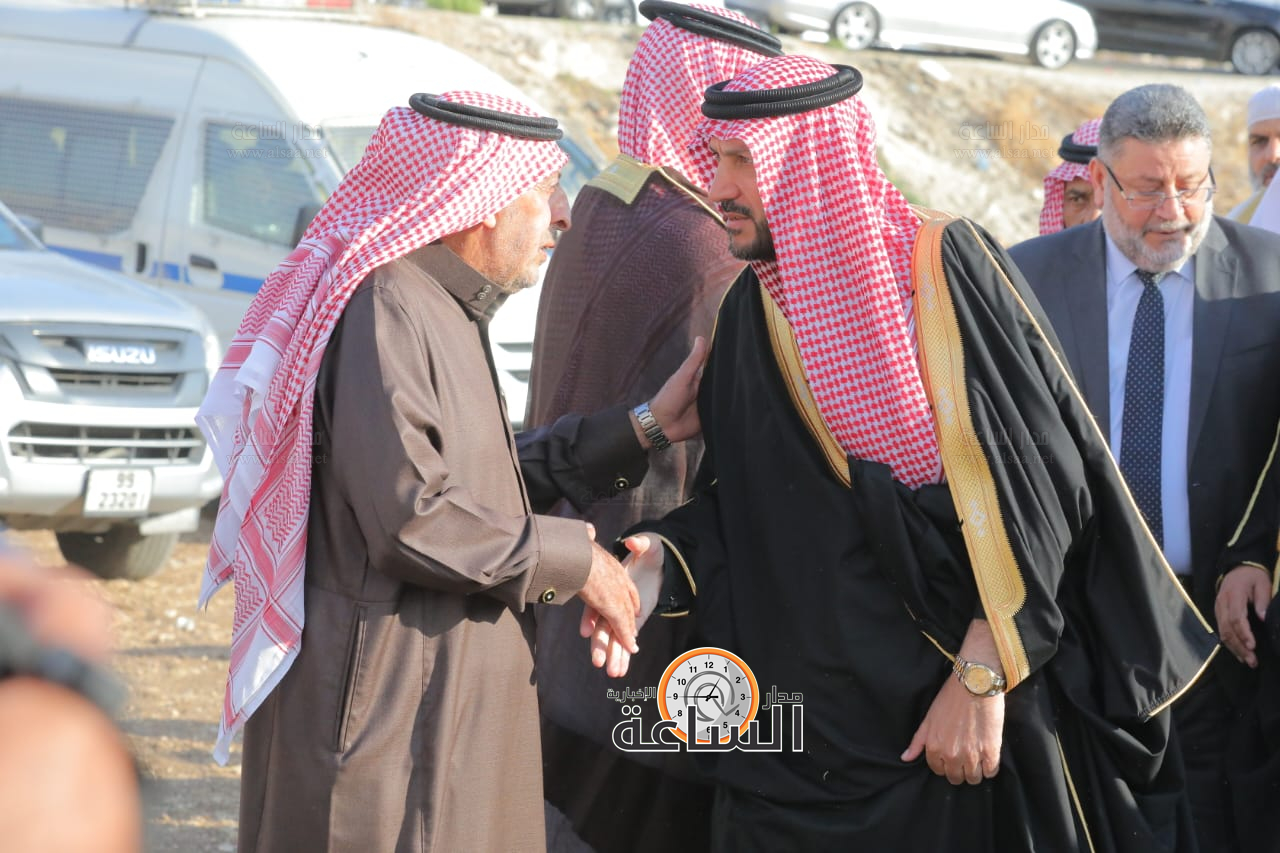 Madar Al-Saa Images 0.8700672610576499